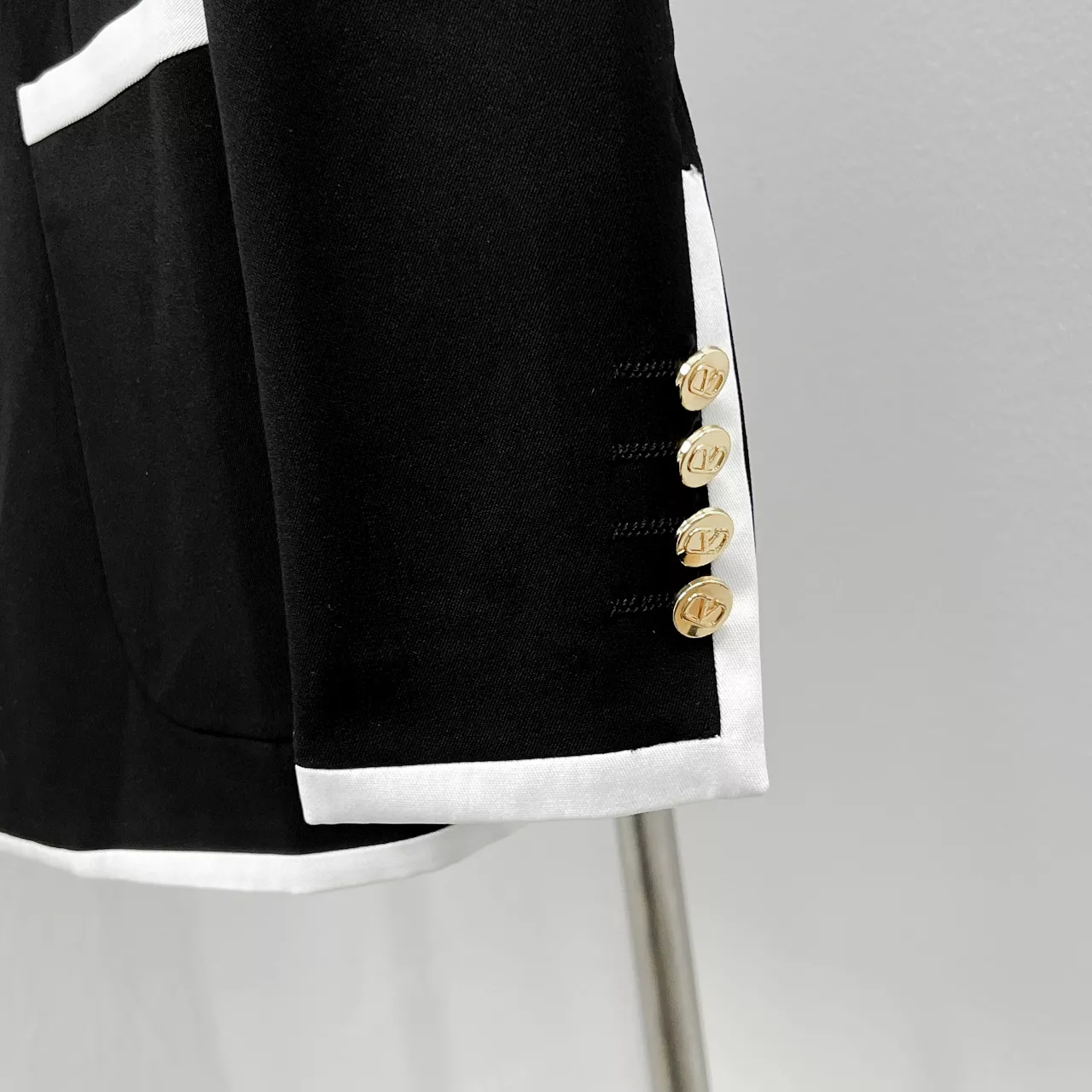 Valentino Jackets Long Sleeved For Men Modern 871