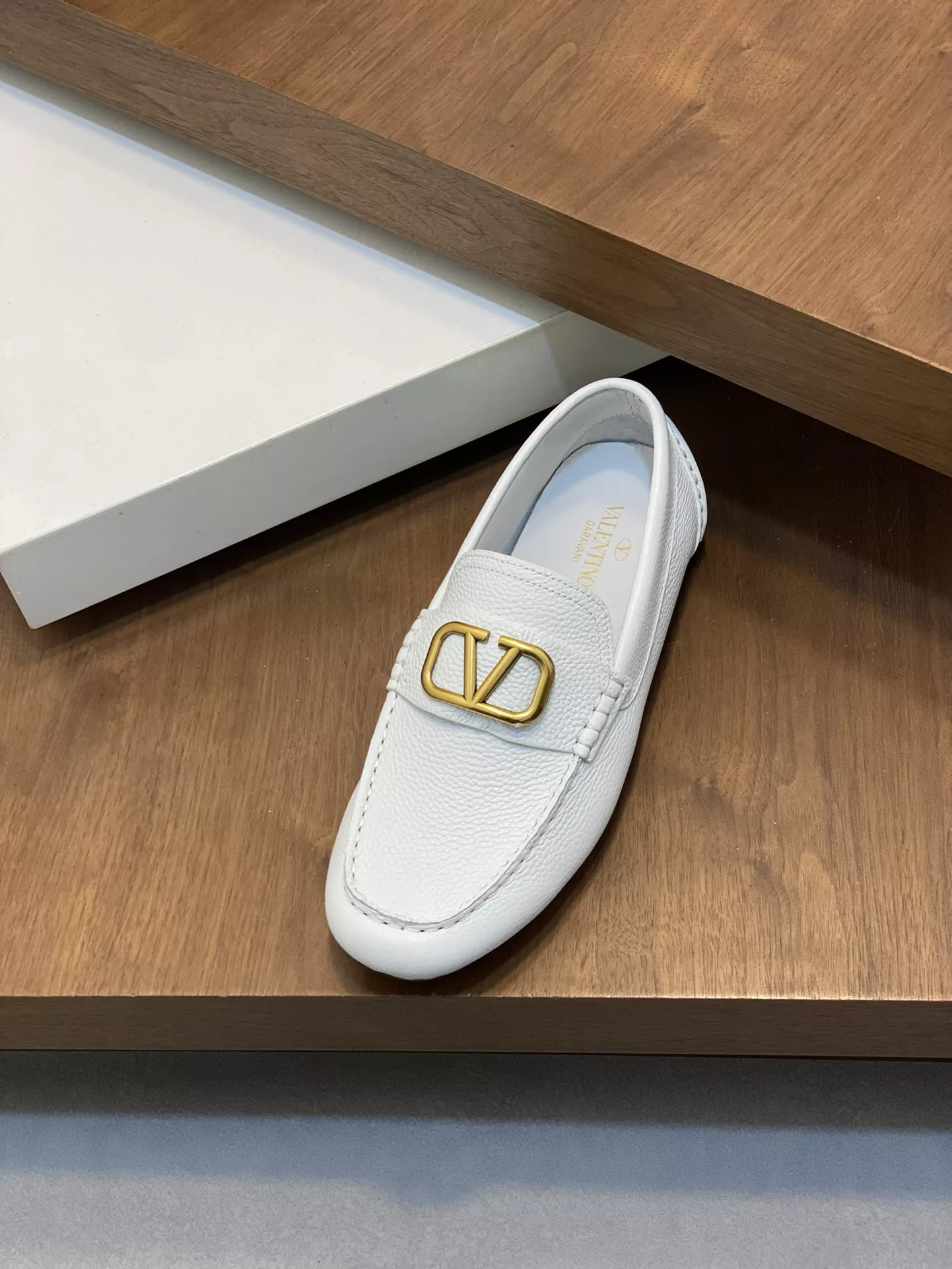 Valentino Leather Shoes For Men Bright 310
