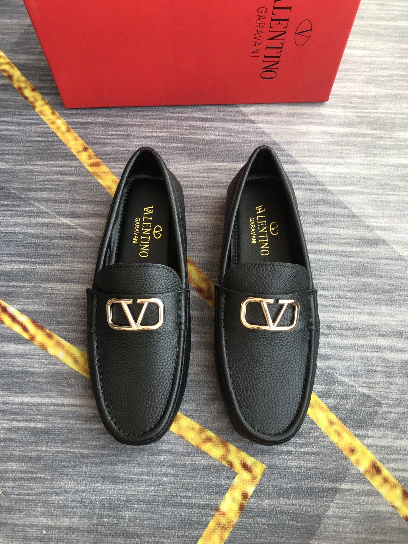 Valentino Leather Shoes For Men DailyWear 9489