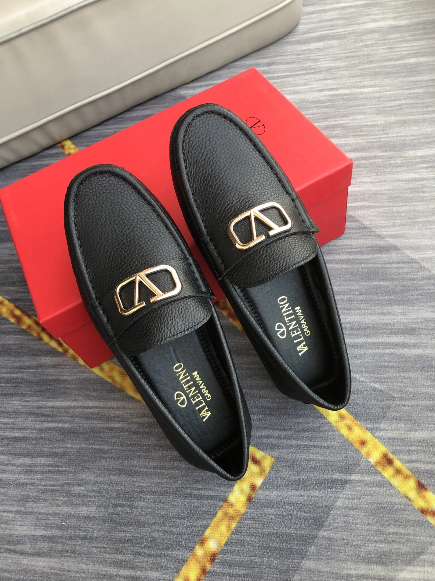 Valentino Leather Shoes For Men DailyWear 9489