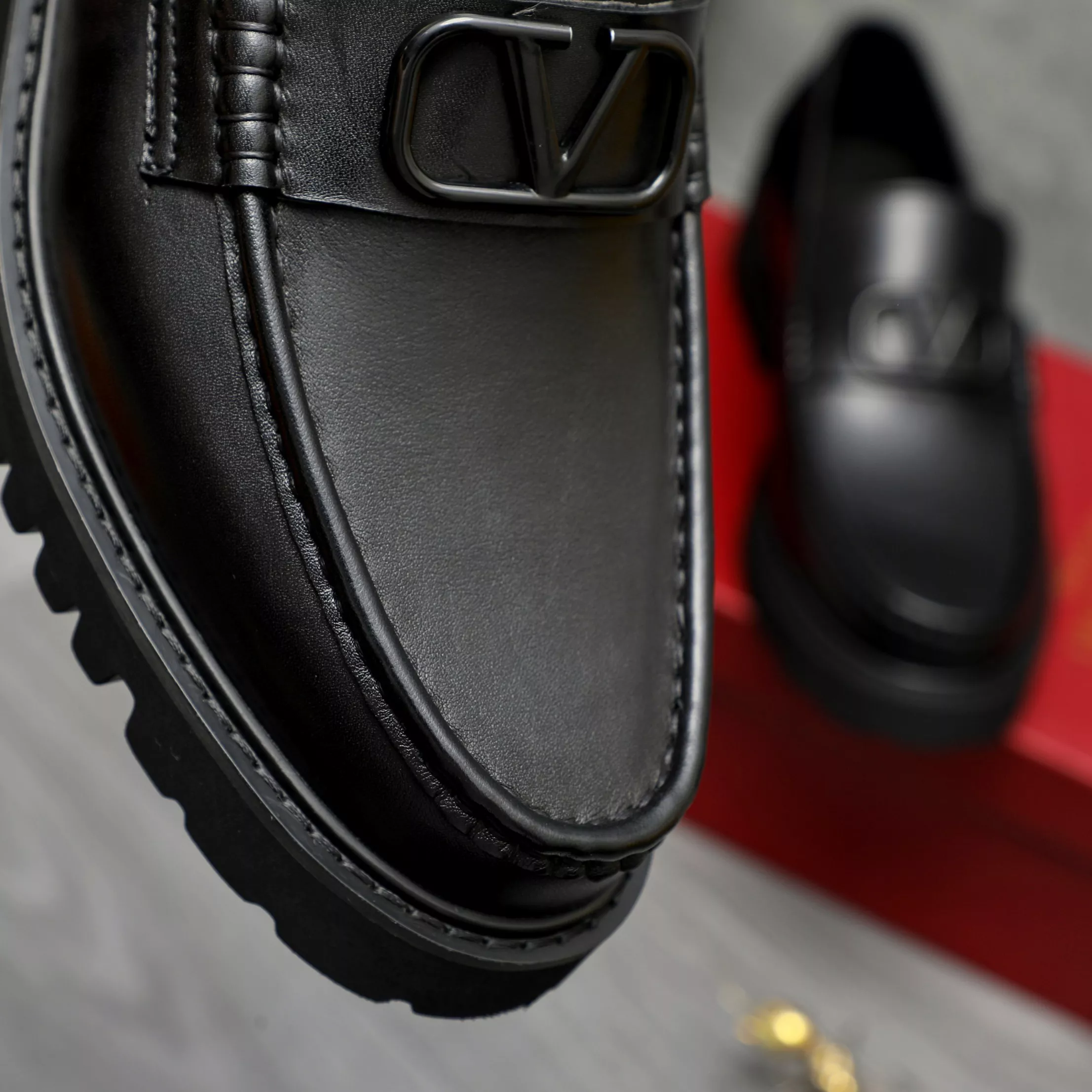 Valentino Leather Shoes For Men Efficient 6865