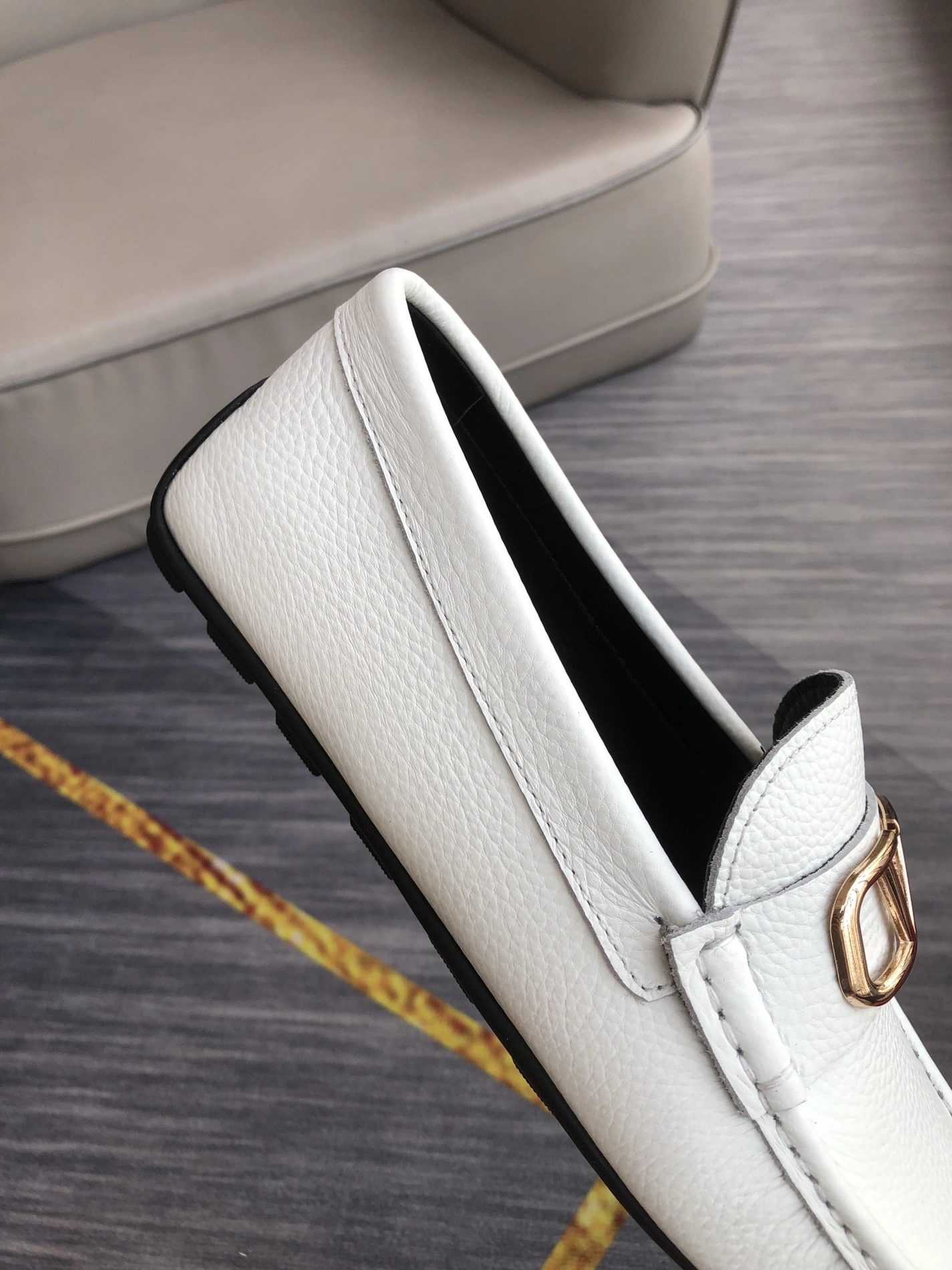 Valentino Leather Shoes For Men EyeCatching 6528