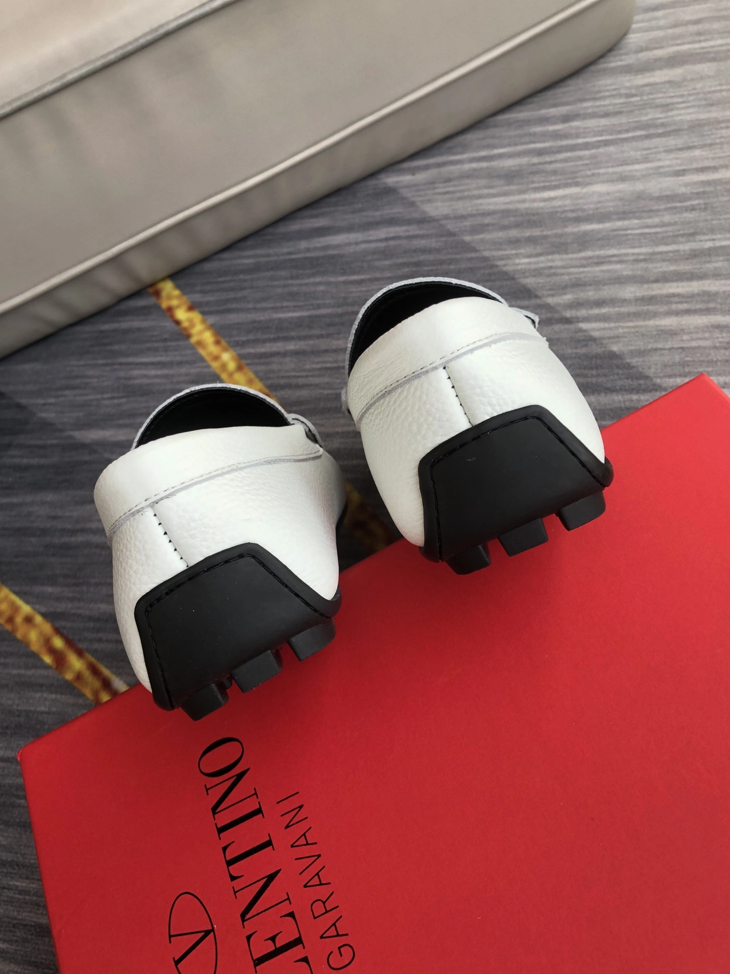 Valentino Leather Shoes For Men EyeCatching 6528