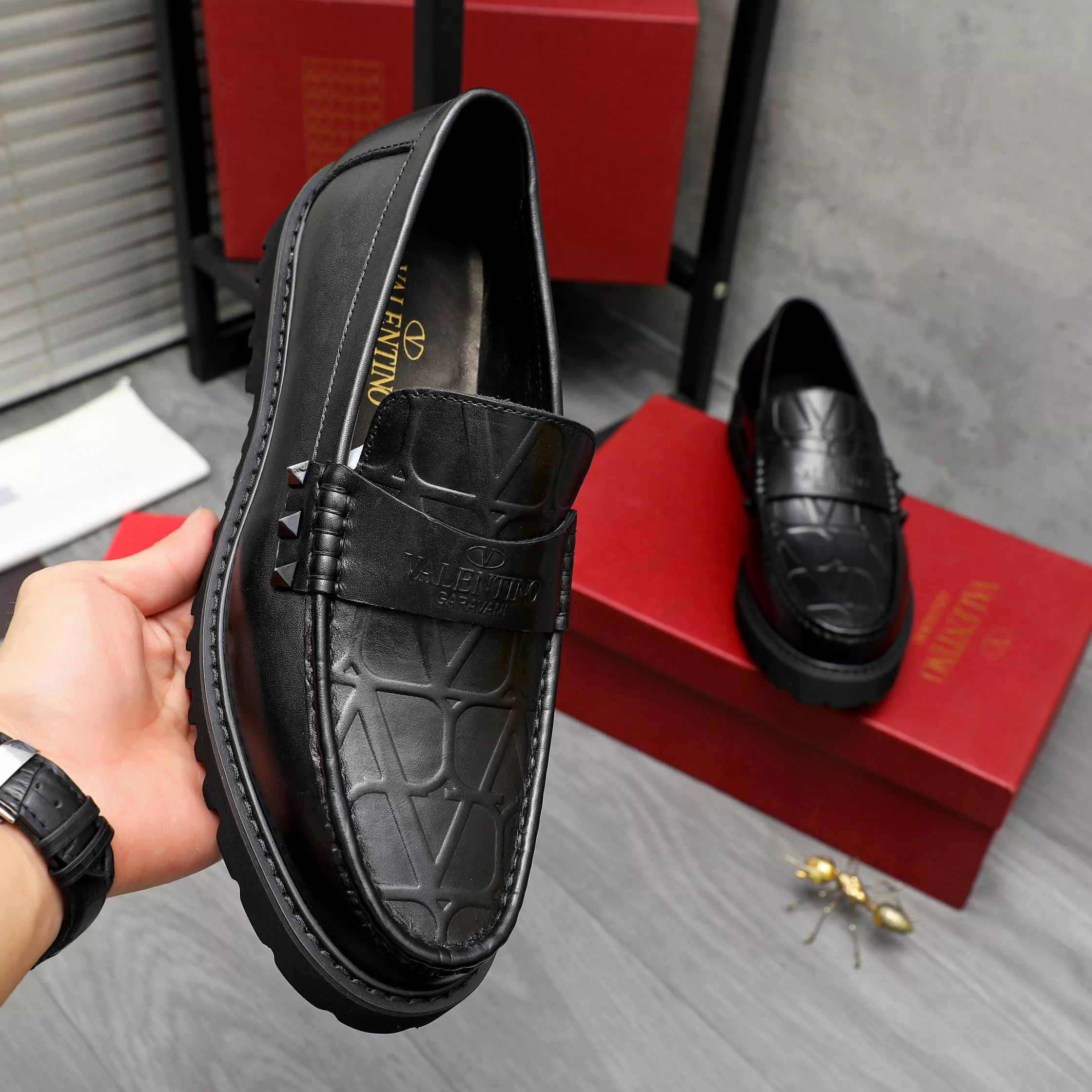 Valentino Leather Shoes For Men Fashionable 7170