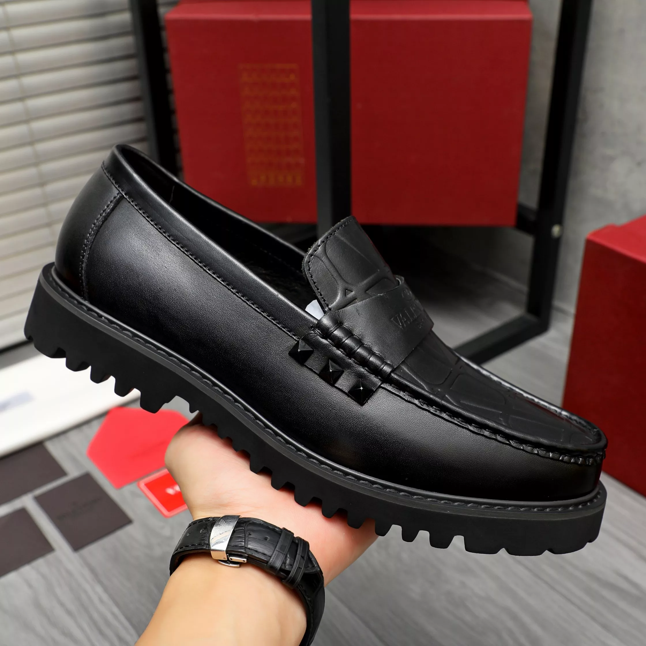 Valentino Leather Shoes For Men Fashionable 7170