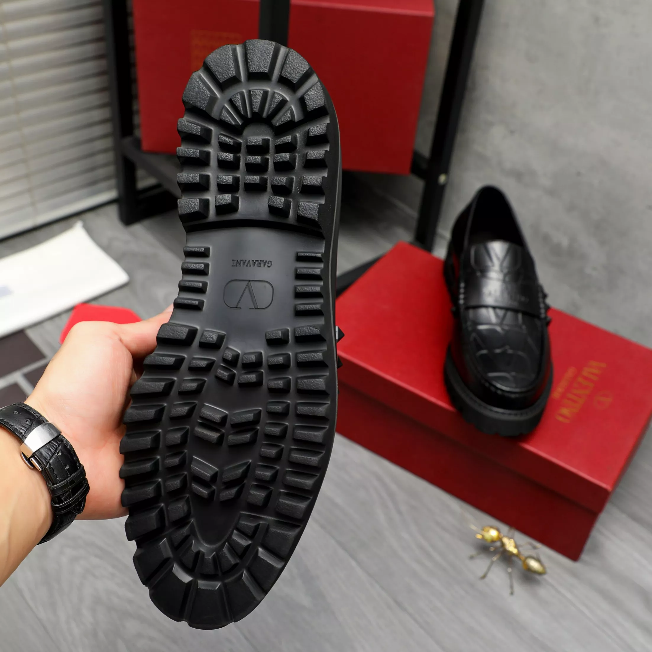 Valentino Leather Shoes For Men Fashionable 7170