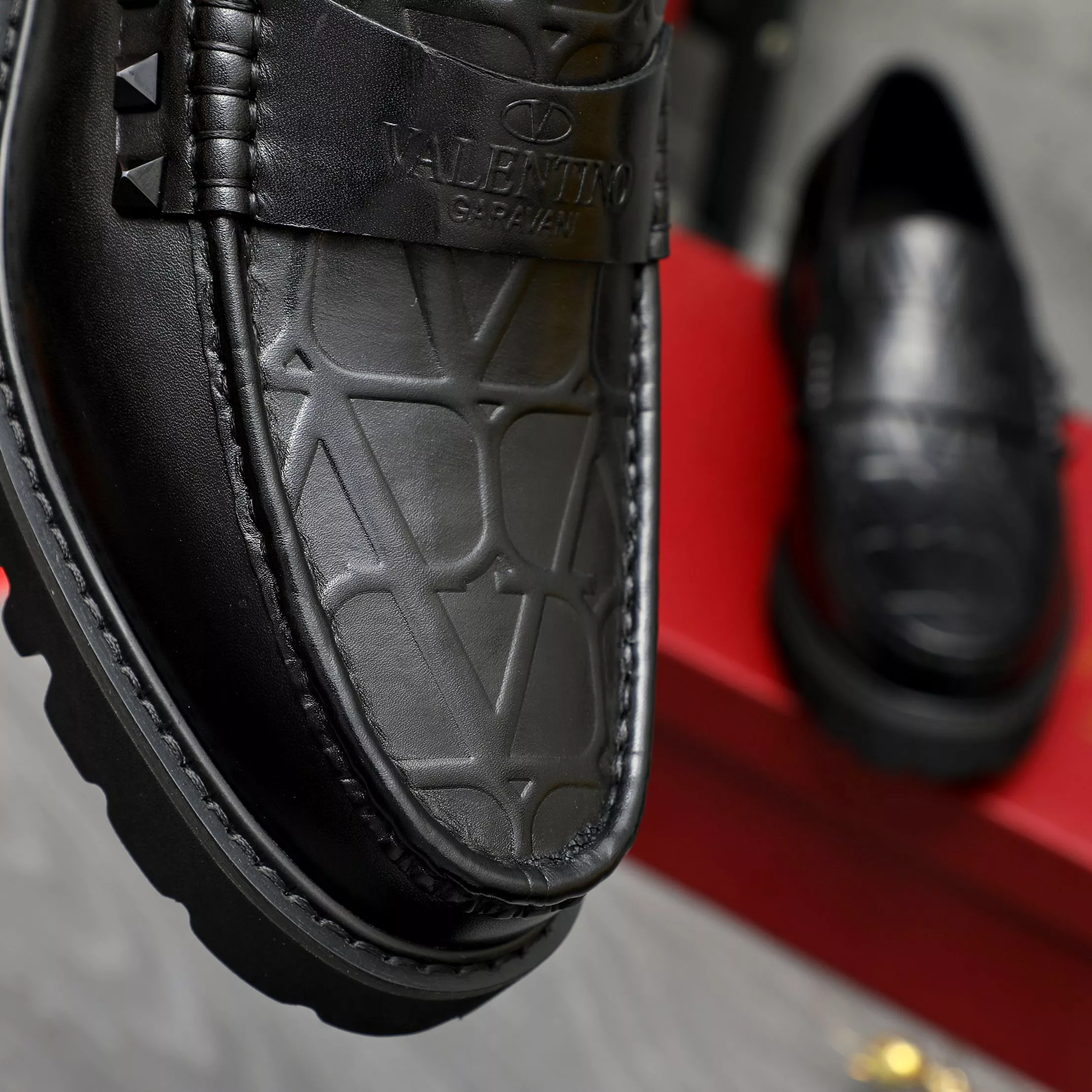 Valentino Leather Shoes For Men Fashionable 7170