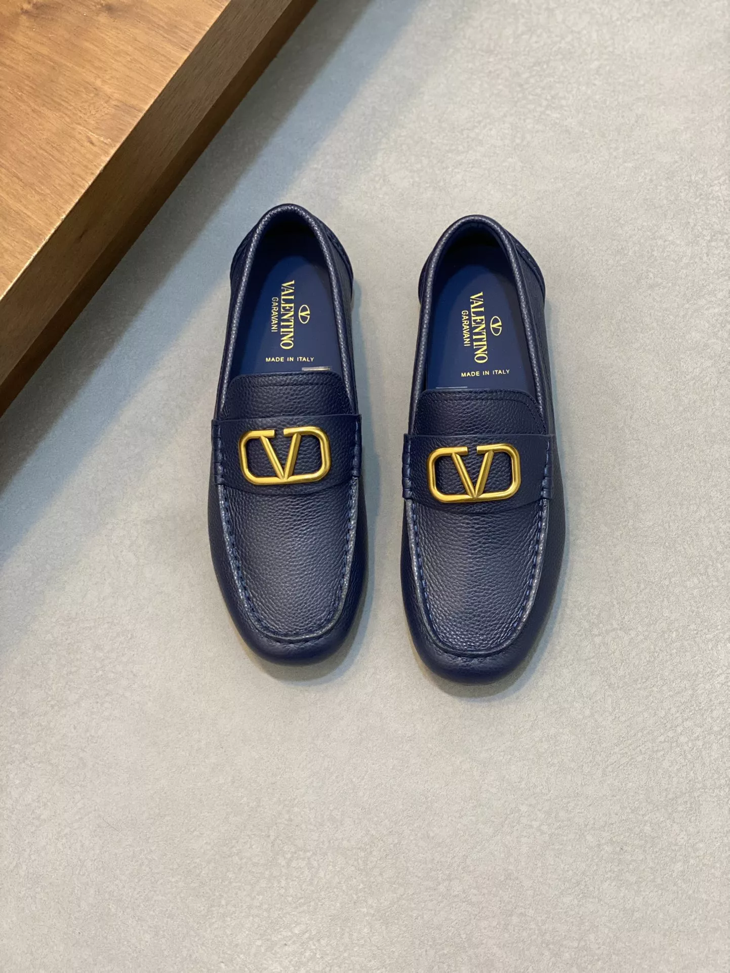 Valentino Leather Shoes For Men Practical 1172