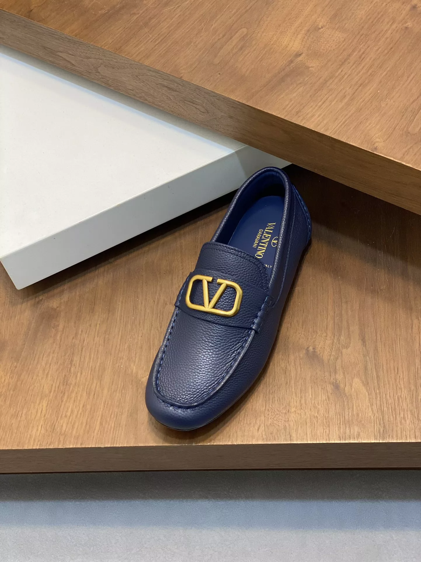 Valentino Leather Shoes For Men Practical 1172