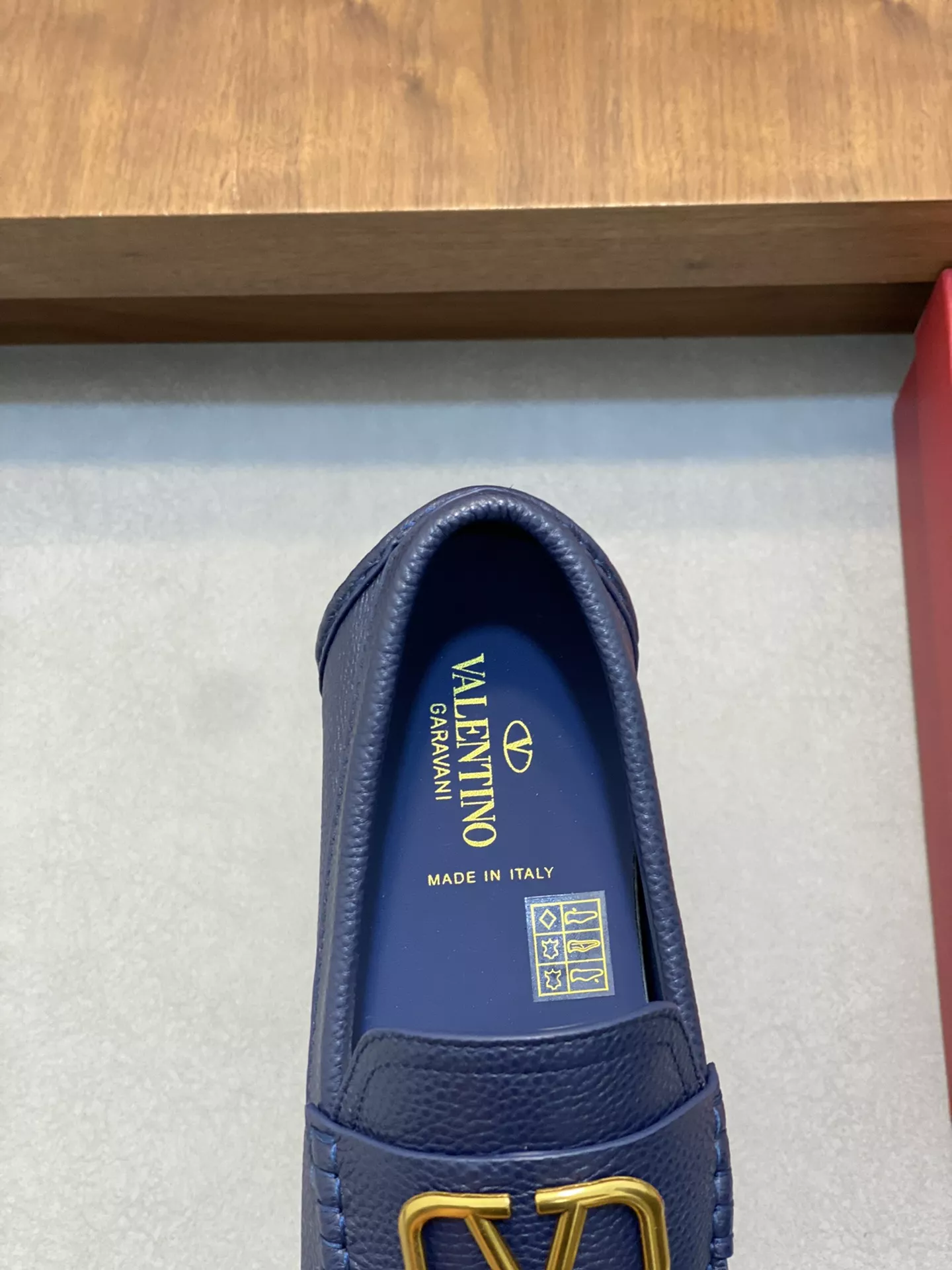 Valentino Leather Shoes For Men Practical 1172
