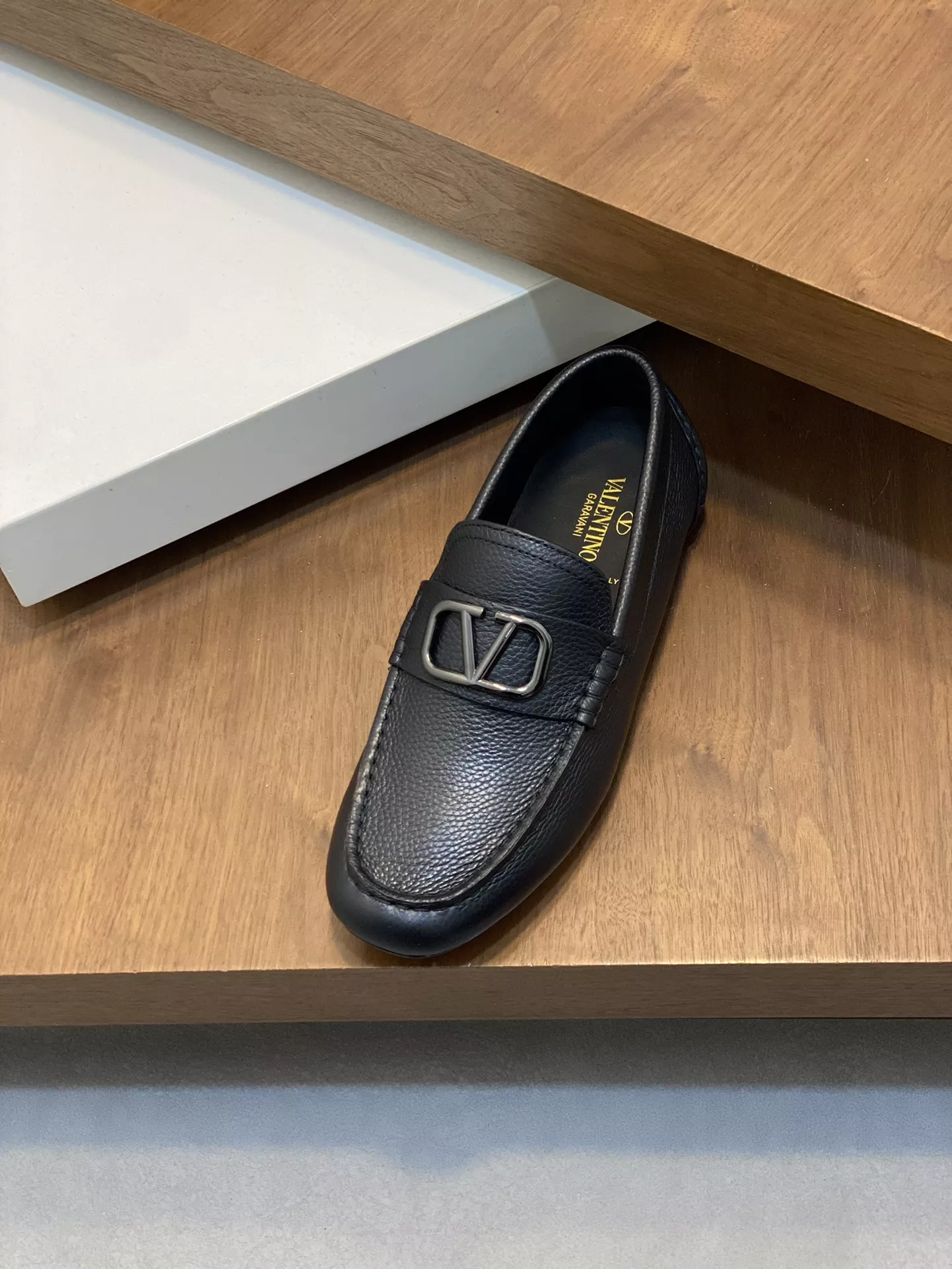 Valentino Leather Shoes For Men Timeless 7189