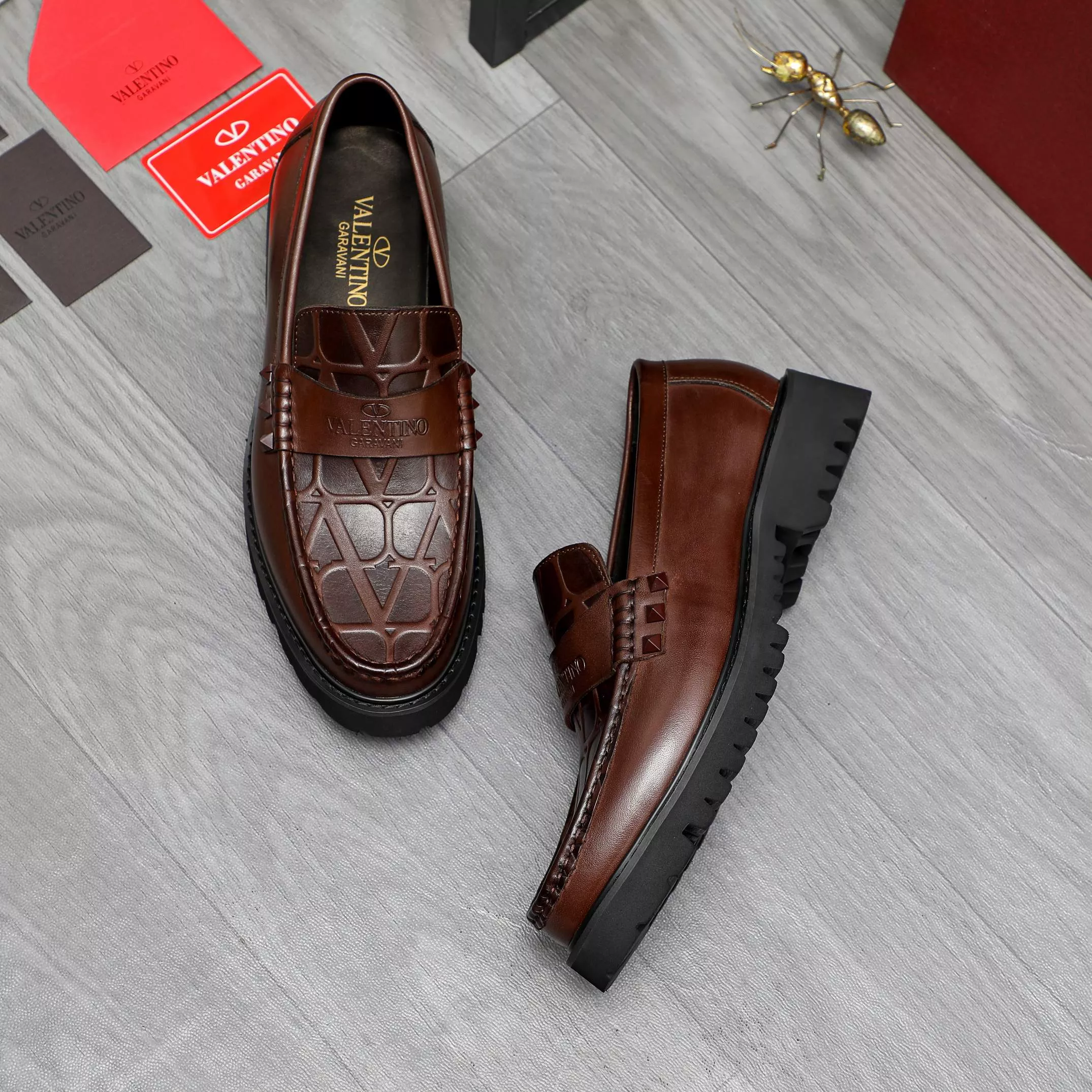Valentino Leather Shoes For Men Trendsetting 8403