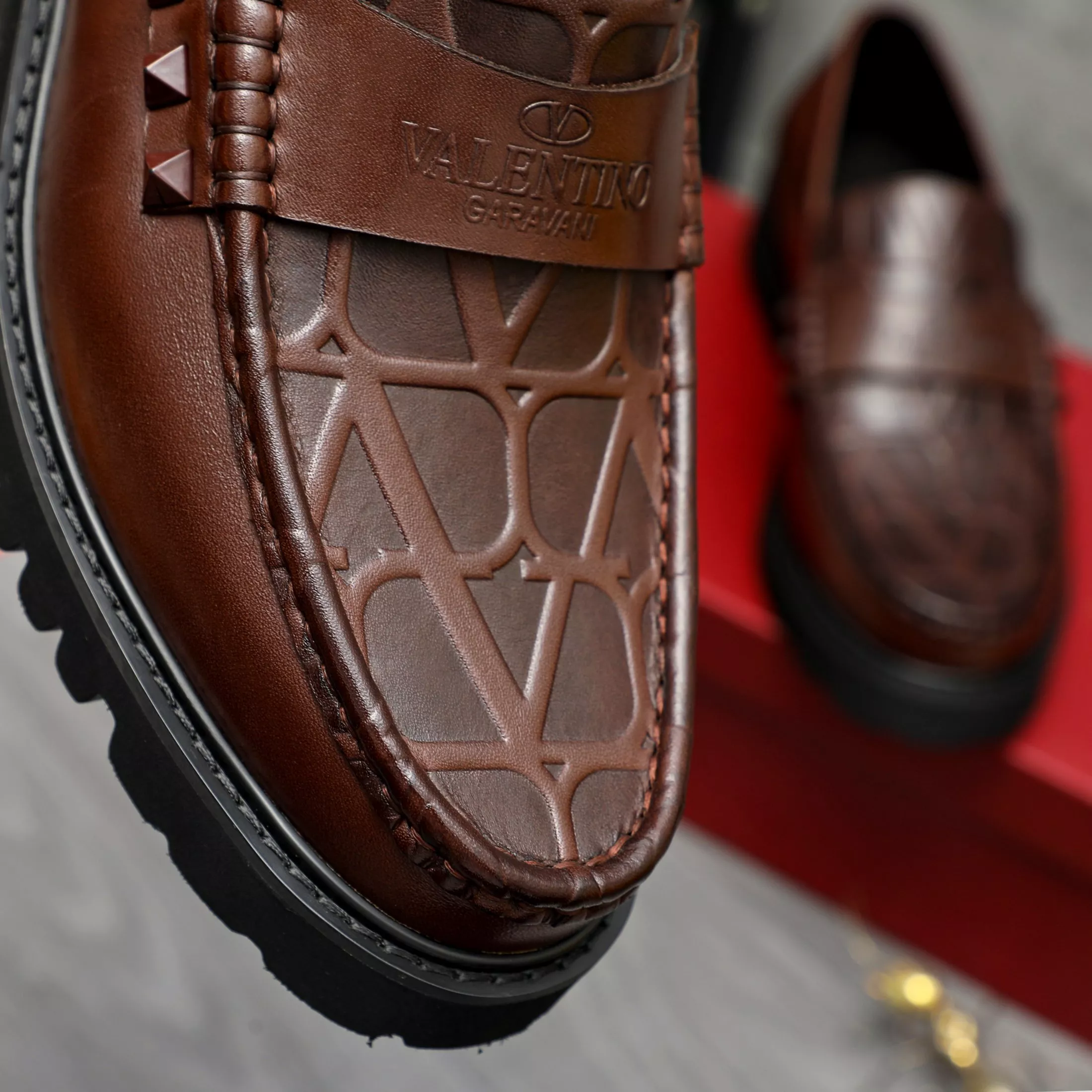 Valentino Leather Shoes For Men Trendsetting 8403