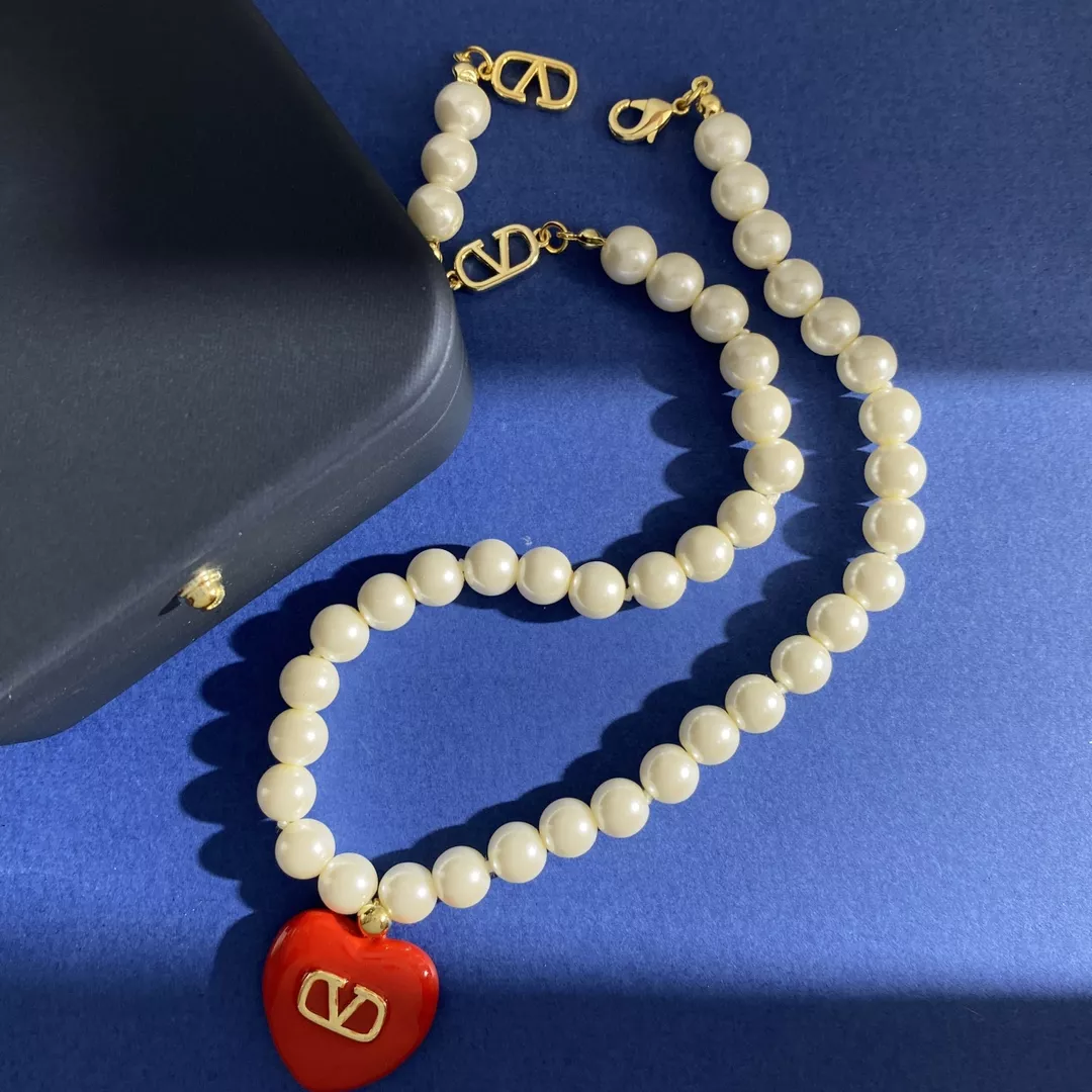 Valentino Necklaces For Women Sophisticated 3649