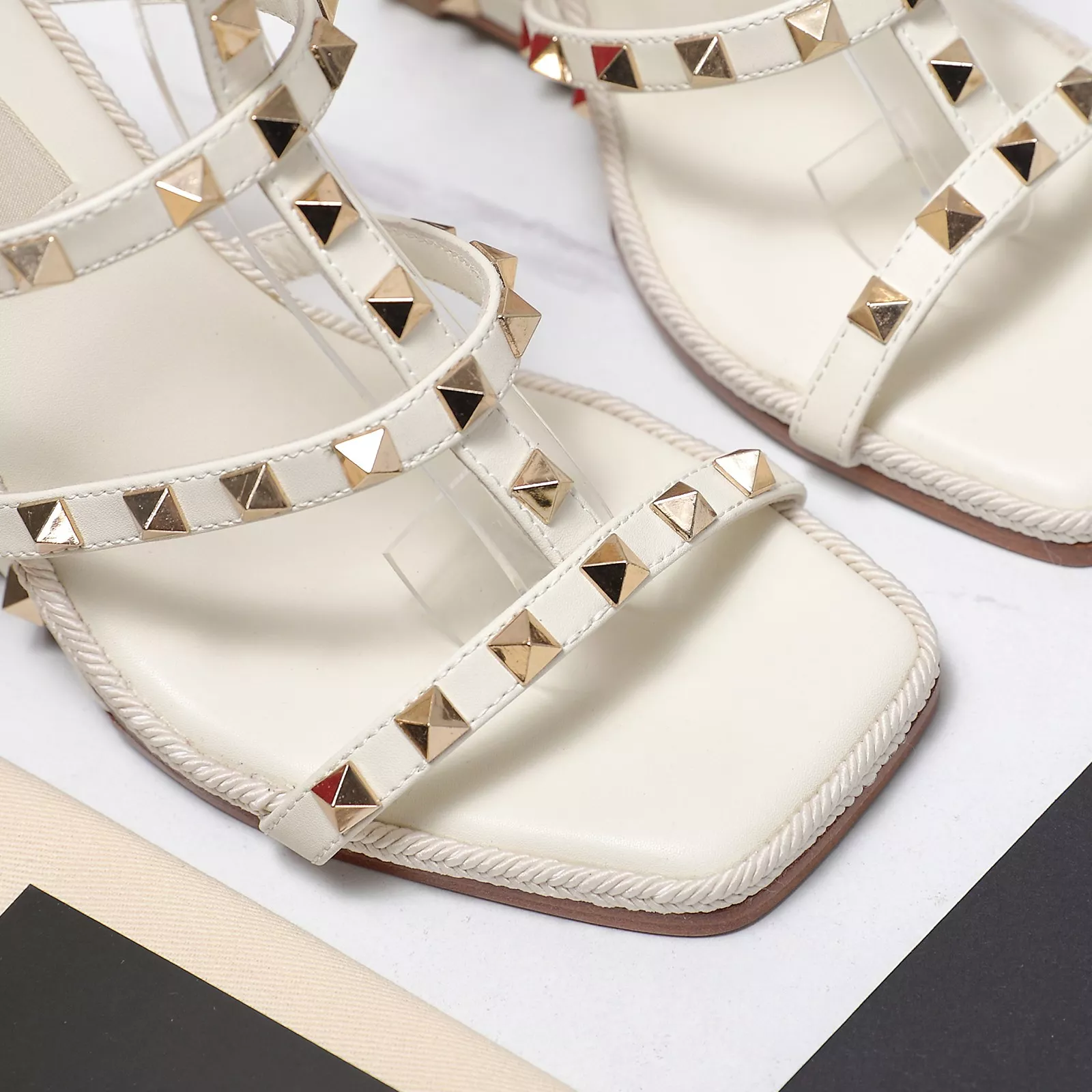 Valentino Sandal For Women AllSeason 4325