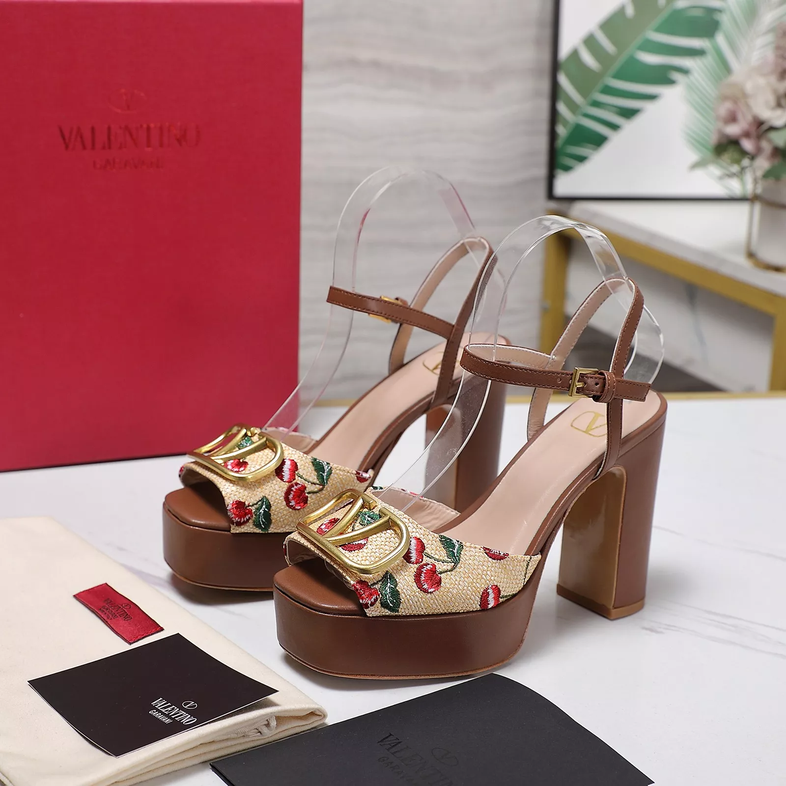 Valentino Sandal For Women BestValue 5443