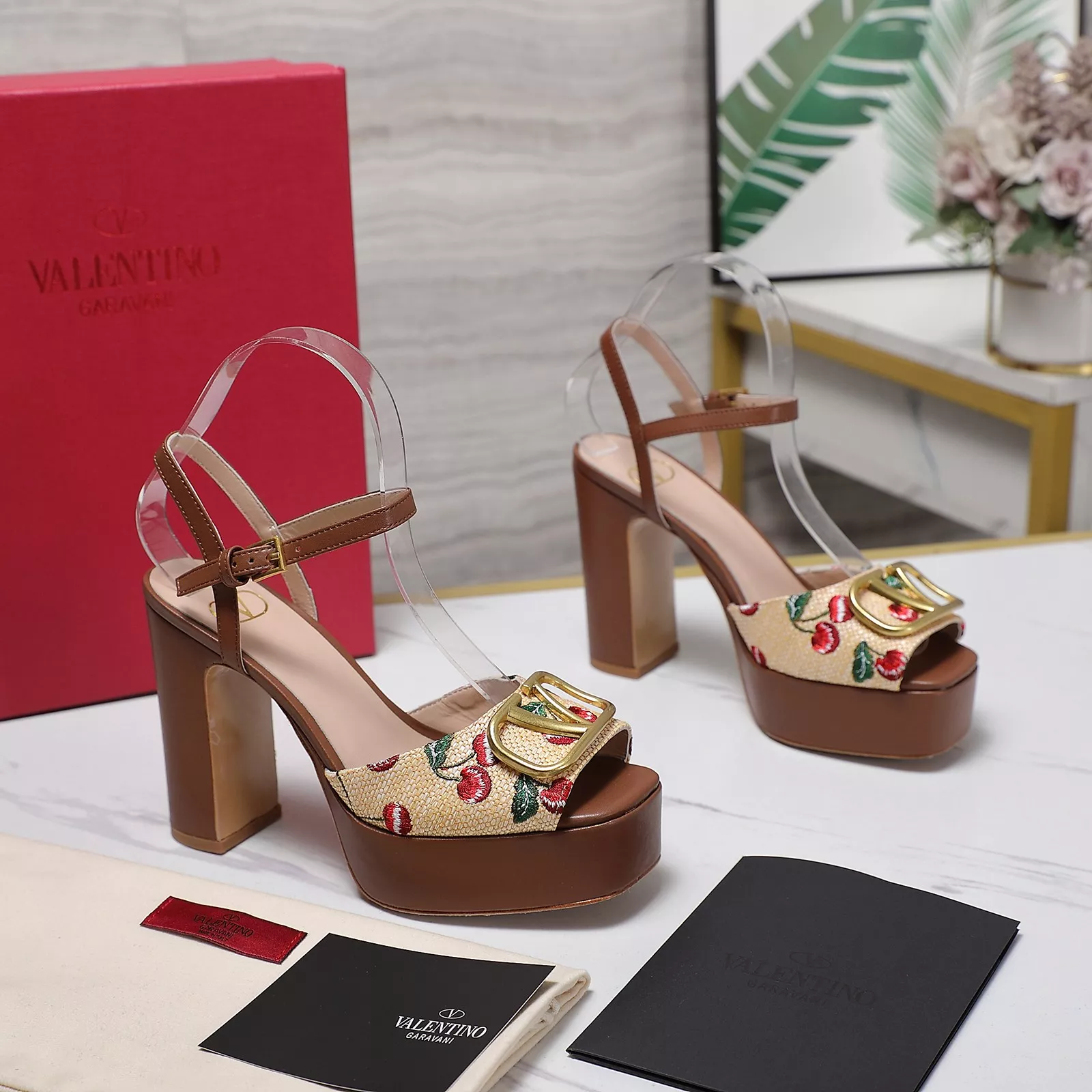 Valentino Sandal For Women BestValue 5443