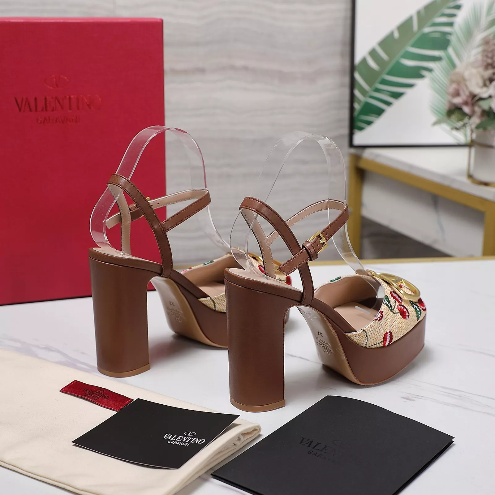 Valentino Sandal For Women BestValue 5443