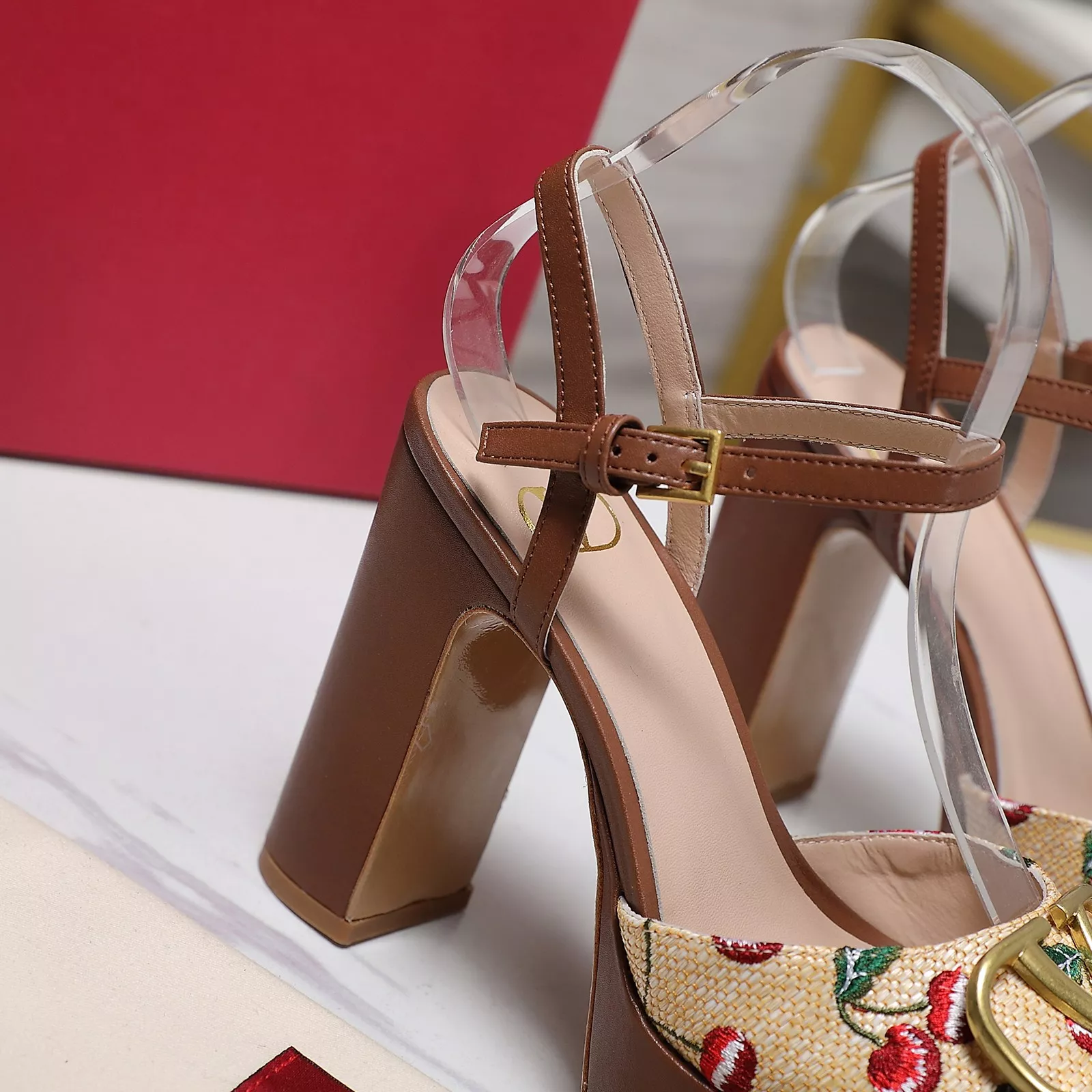 Valentino Sandal For Women BestValue 5443