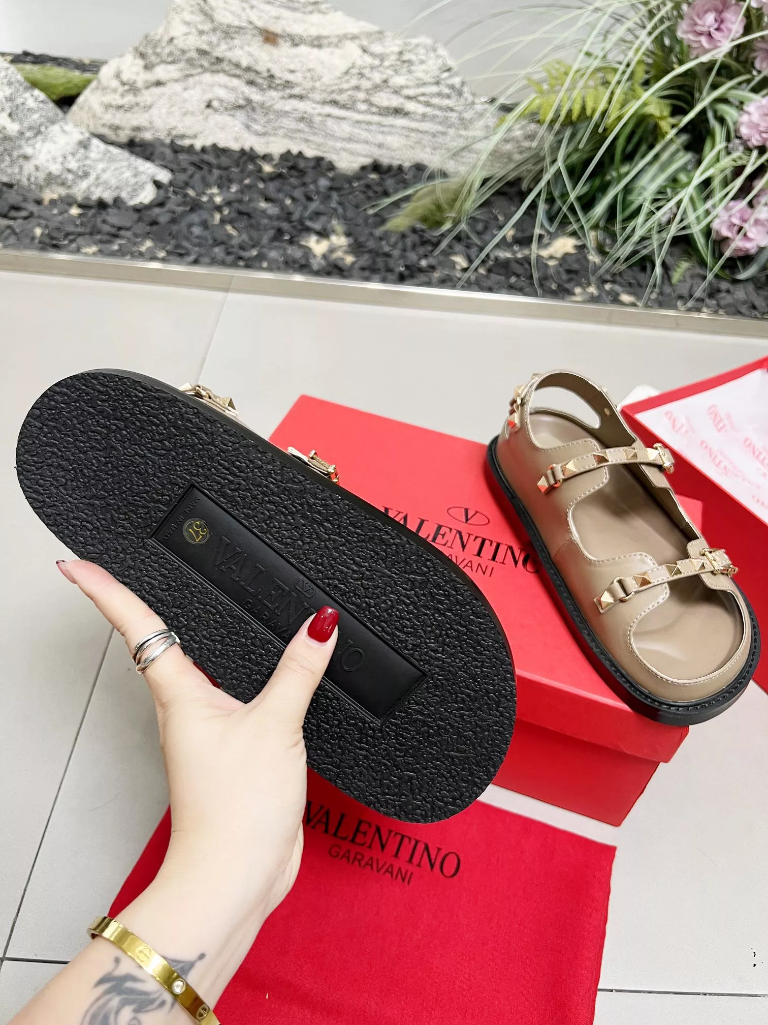 Valentino Sandal For Women Breathable 4576