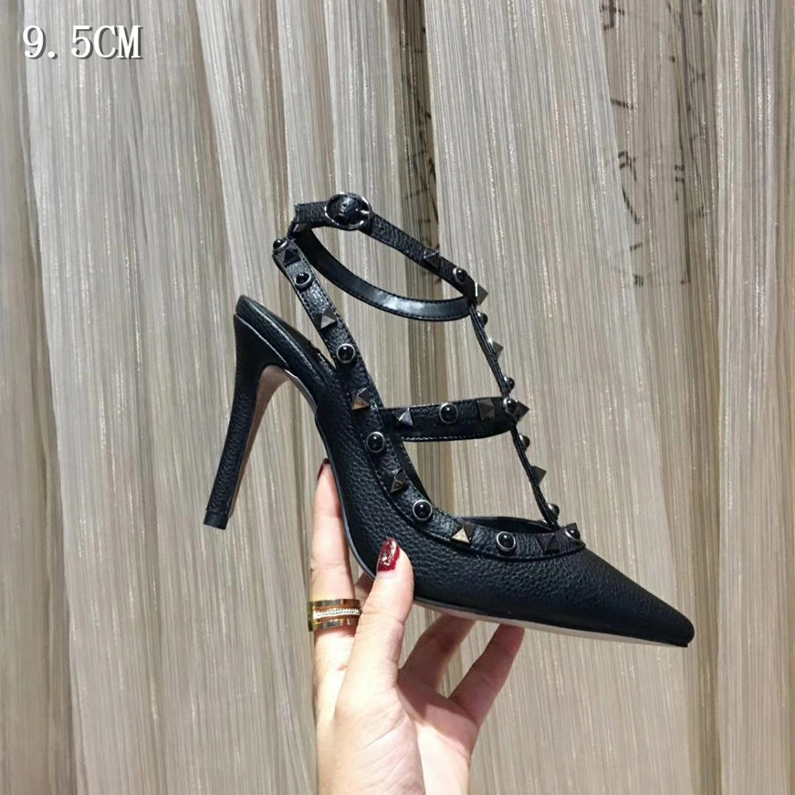 Valentino Sandal For Women Comfortable 8016