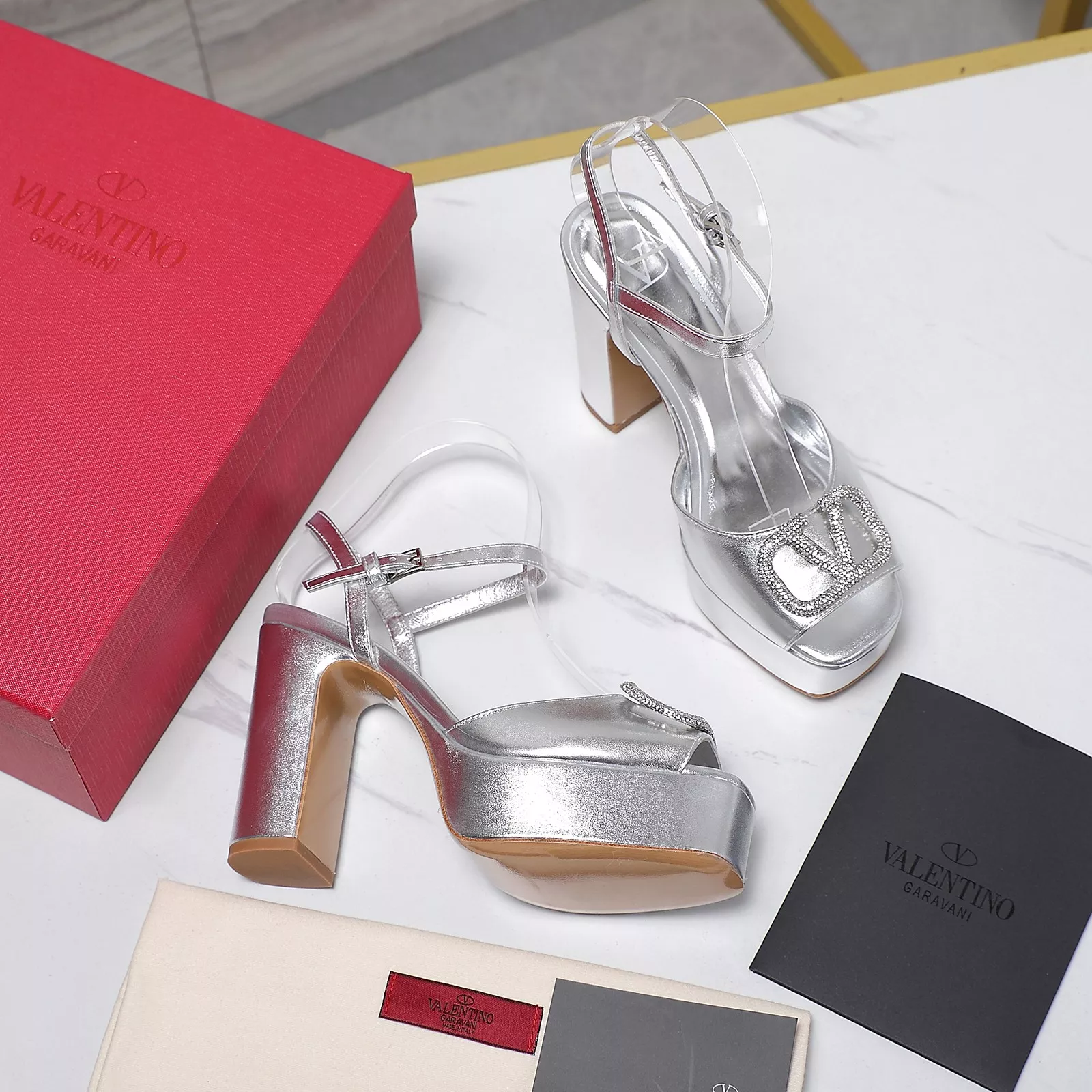 Valentino Sandal For Women Durable 3098