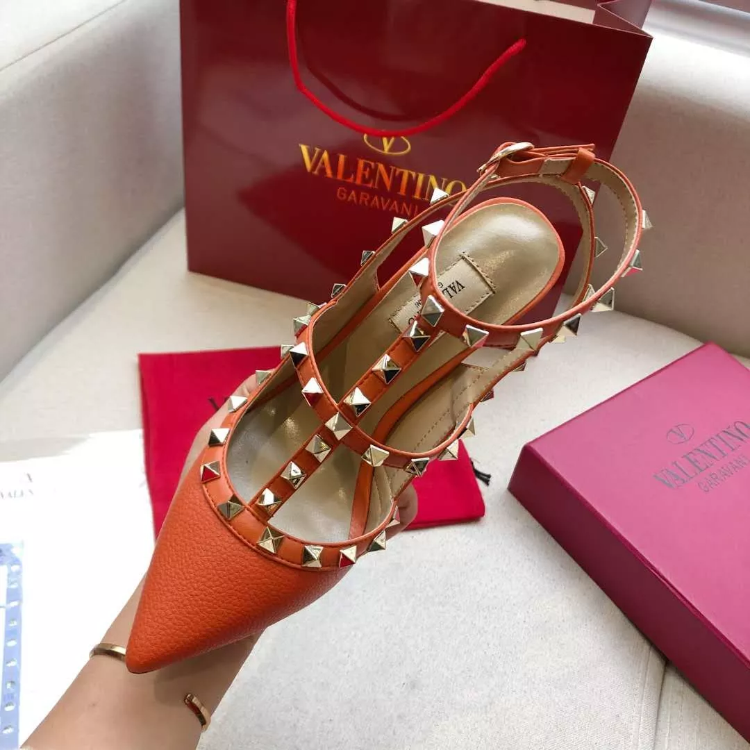 Valentino Sandal For Women Elegant 6020