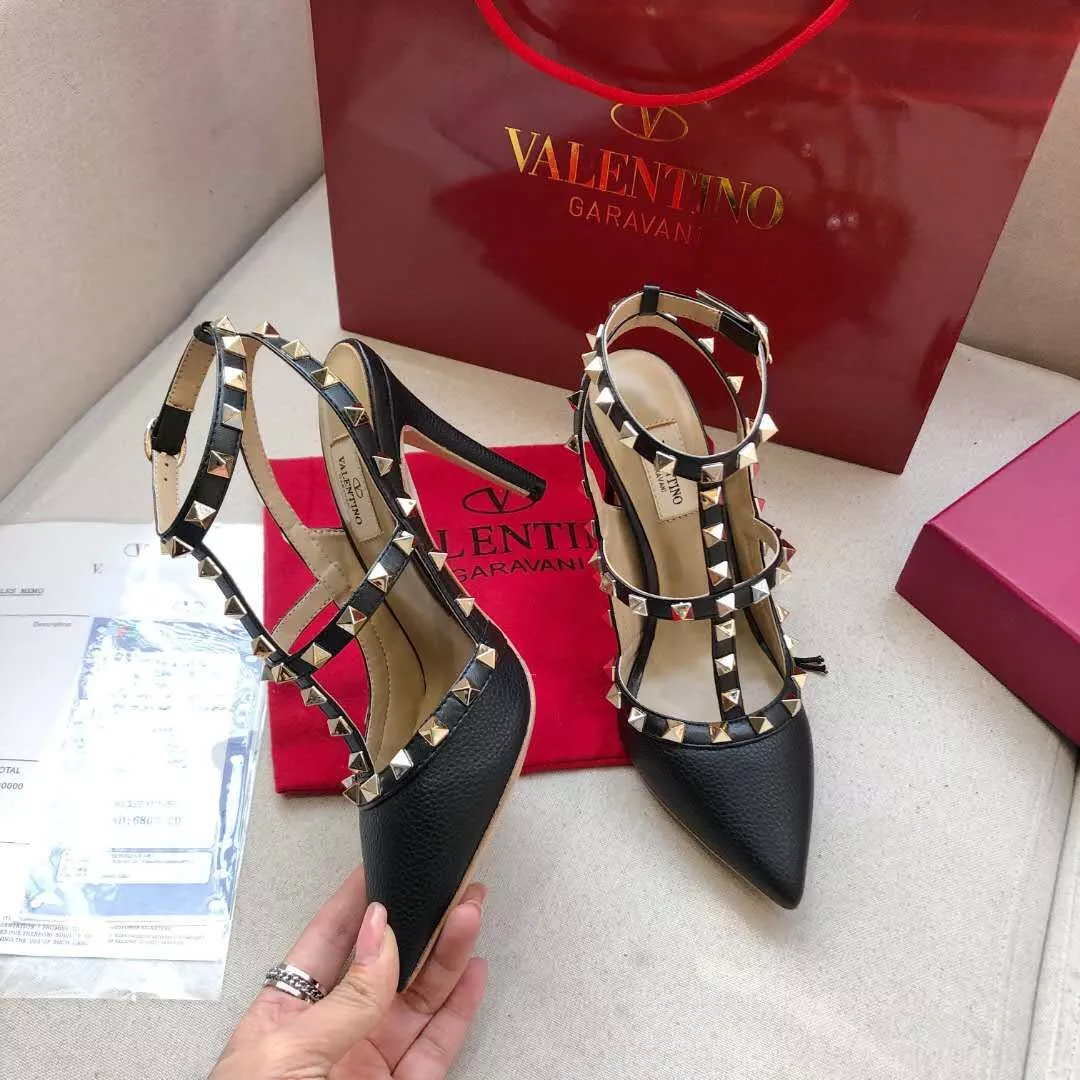 Valentino Sandal For Women GoAnywhere 812
