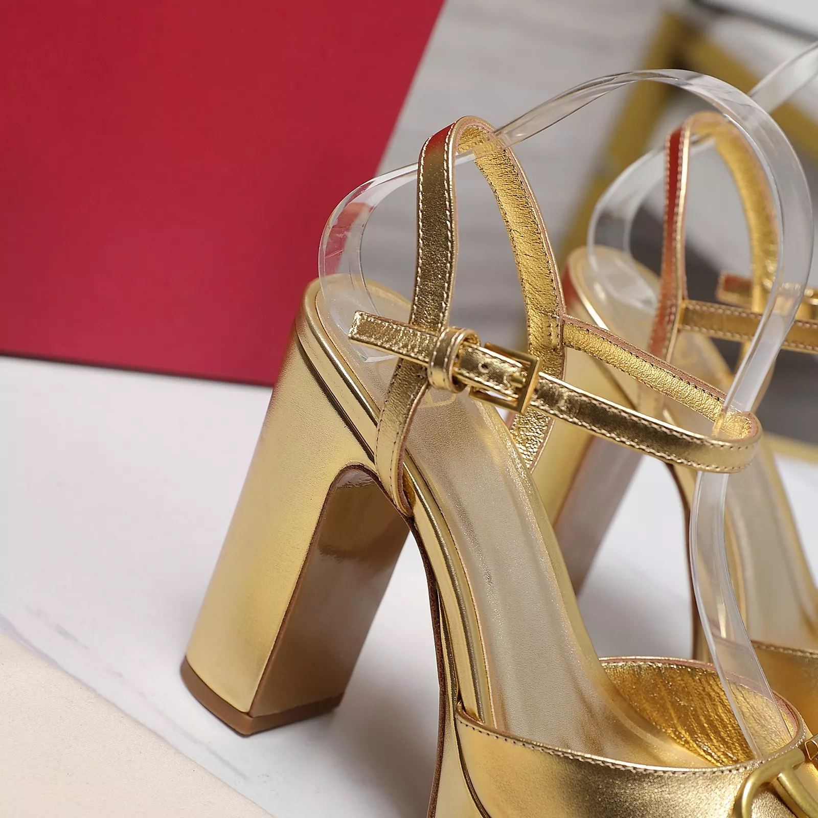 Valentino Sandal For Women GoodFit 8574