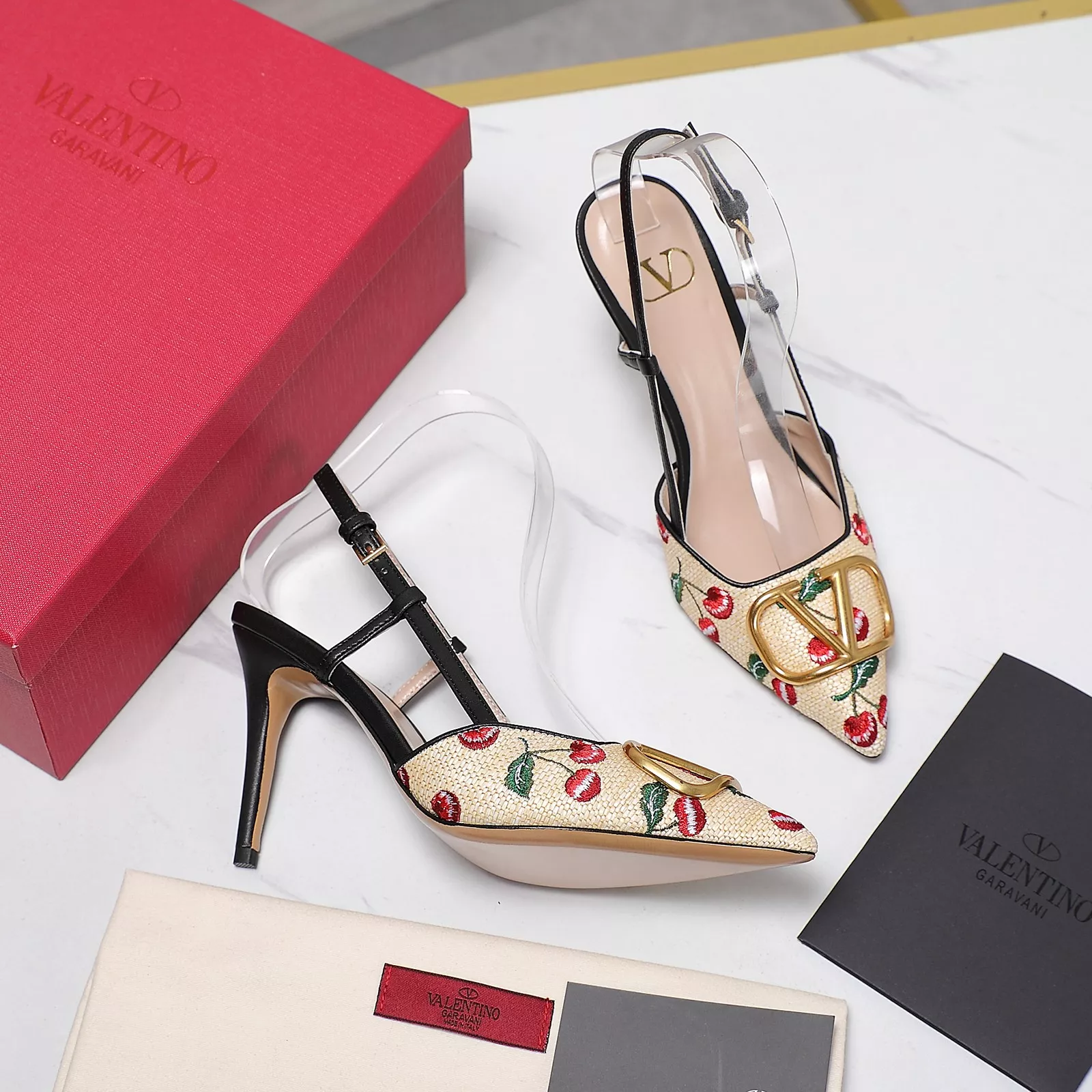 Valentino Sandal For Women Popular 7234