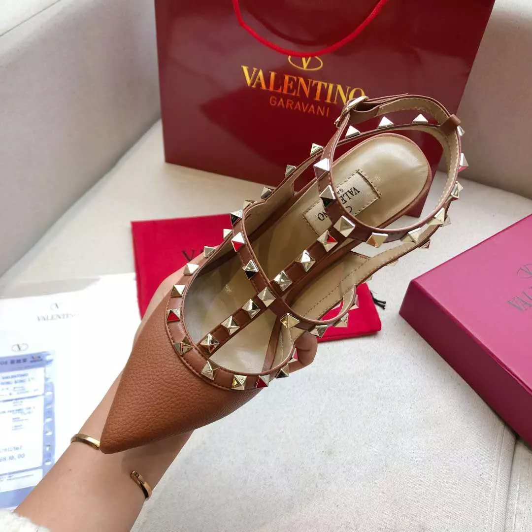 Valentino Sandal For Women SportInspired 8095