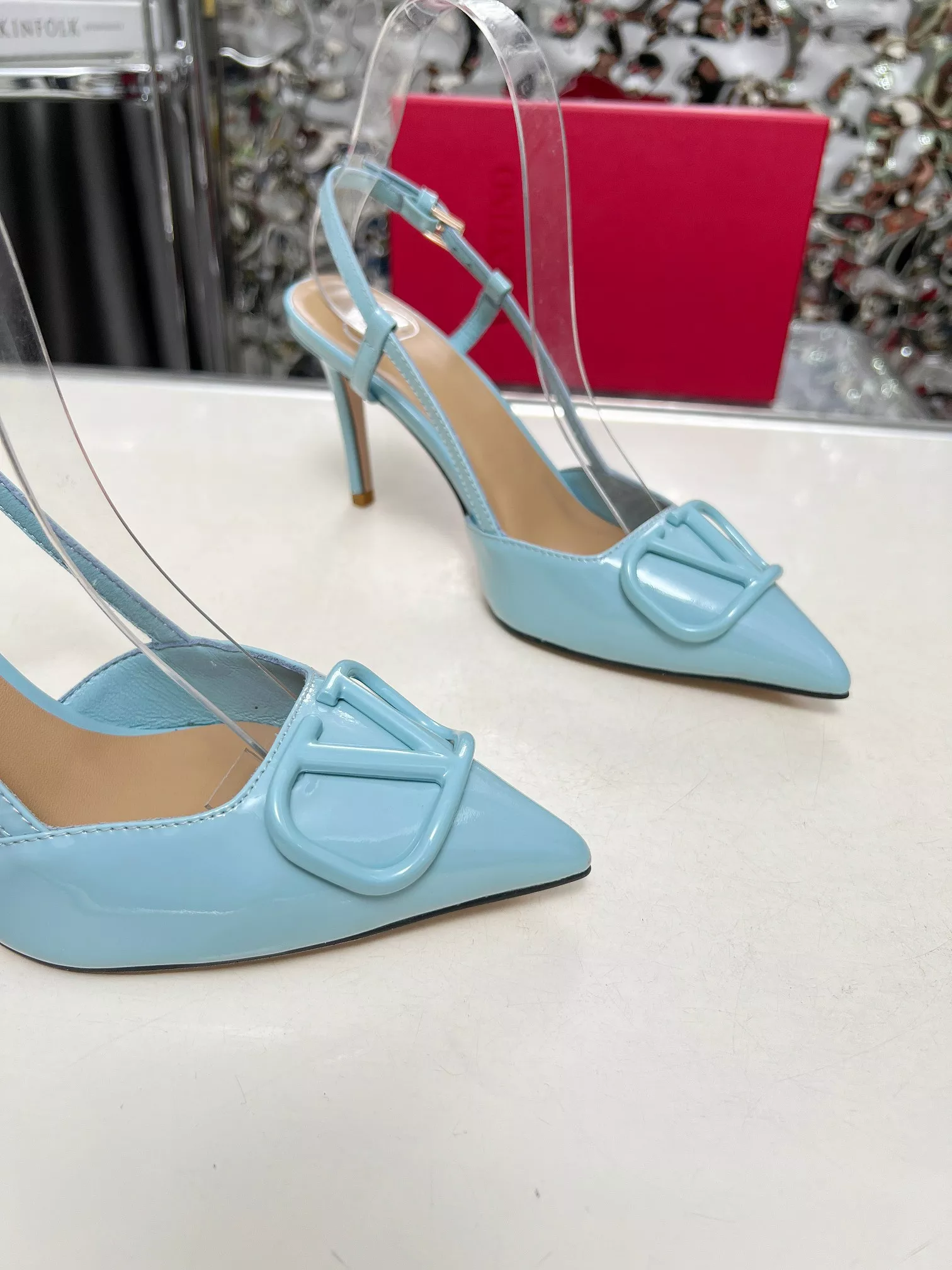Valentino Sandal For Women Timeless 8011