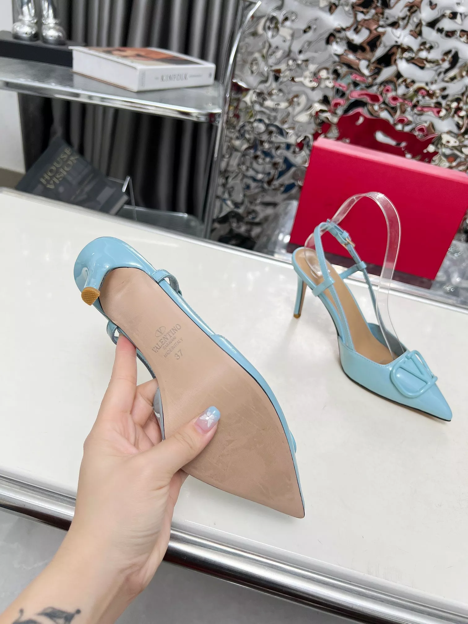 Valentino Sandal For Women Timeless 8011