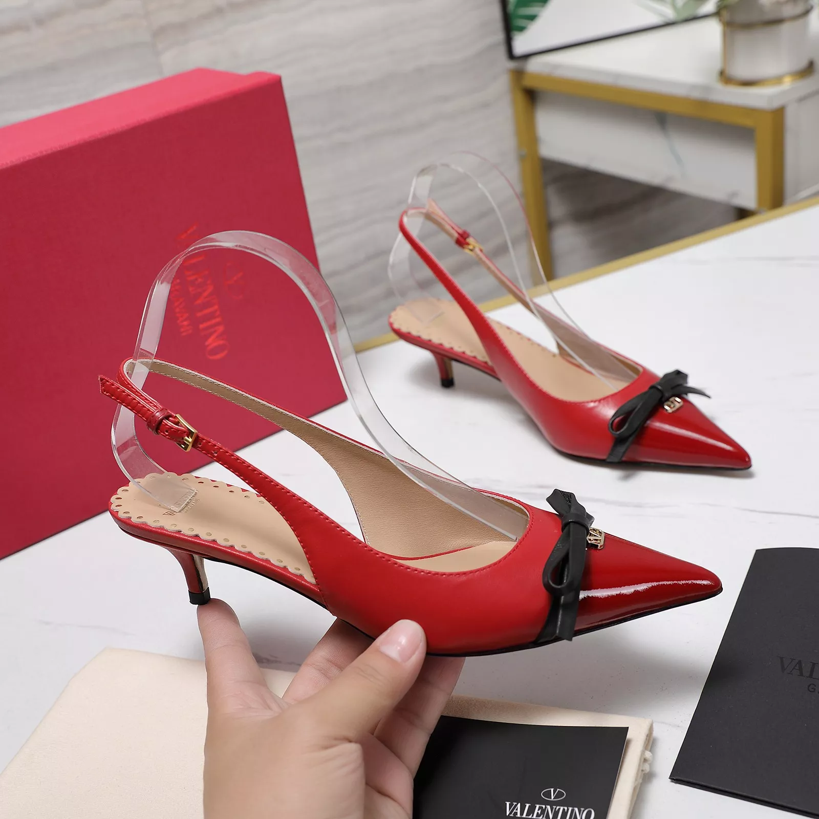 Valentino Sandal For Women Unique 8612