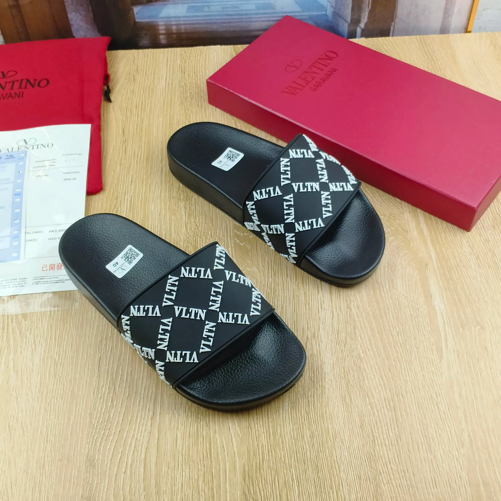 Valentino Slippers For Men AllSeason 4272