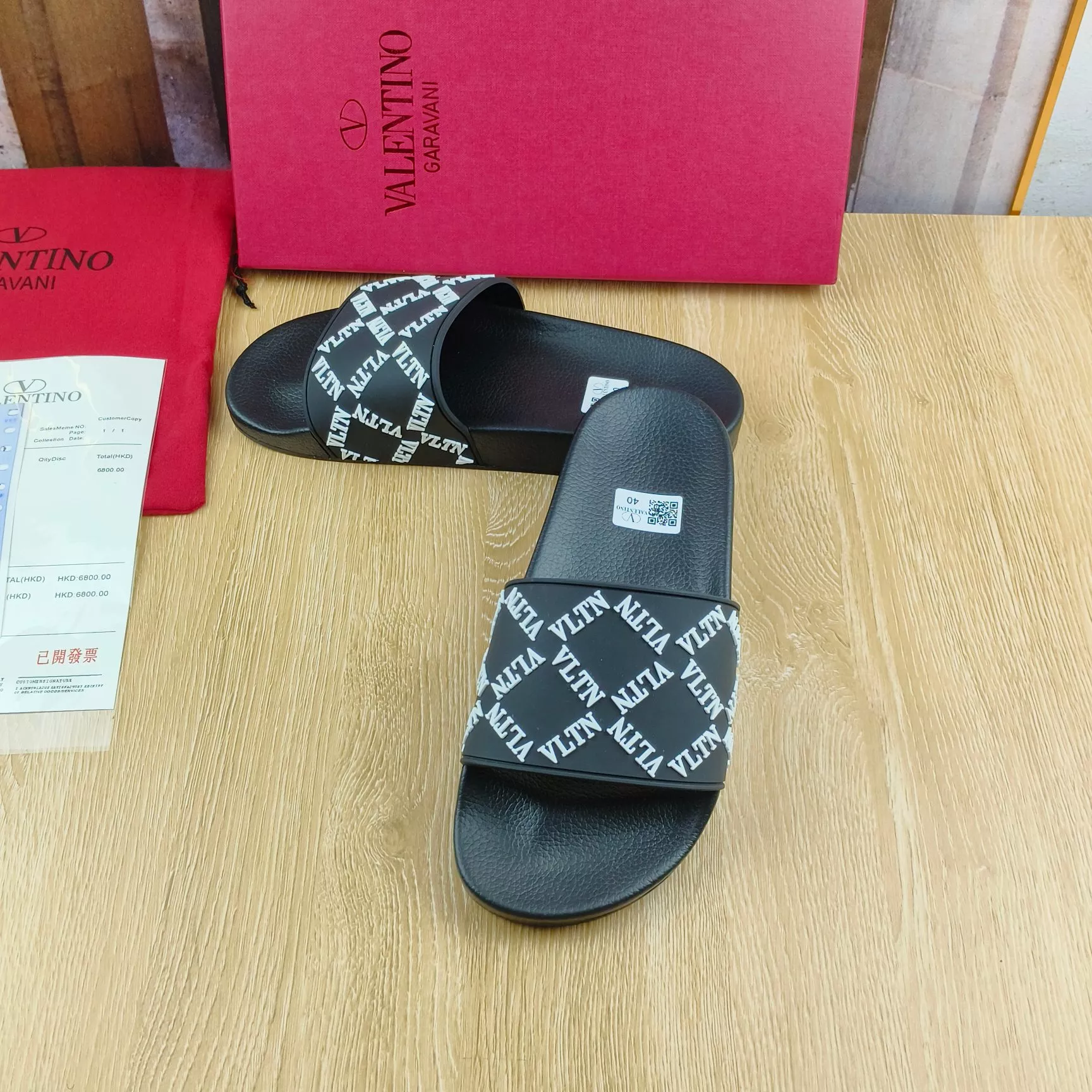 Valentino Slippers For Men AllSeason 4272