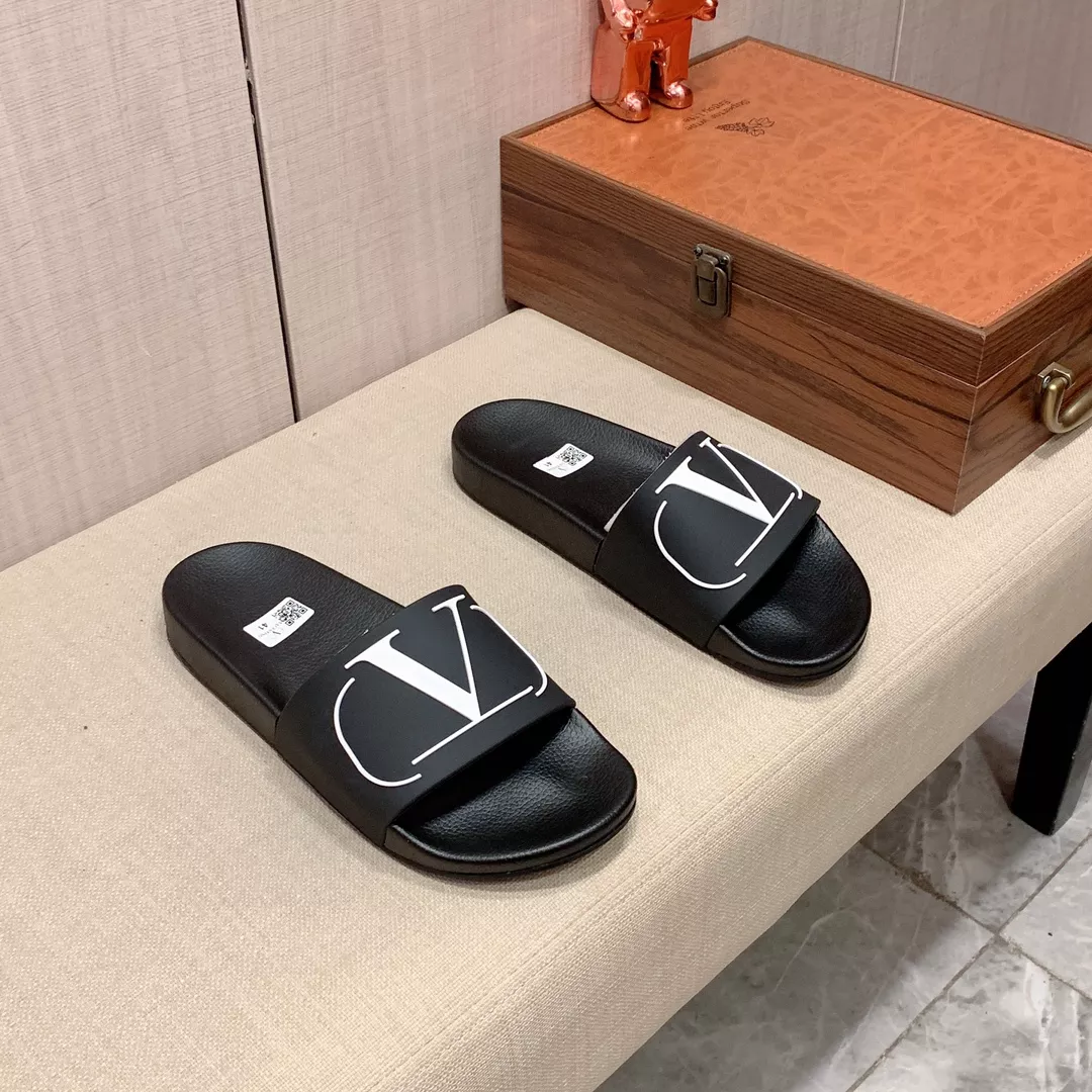Valentino Slippers For Men Modern 2228