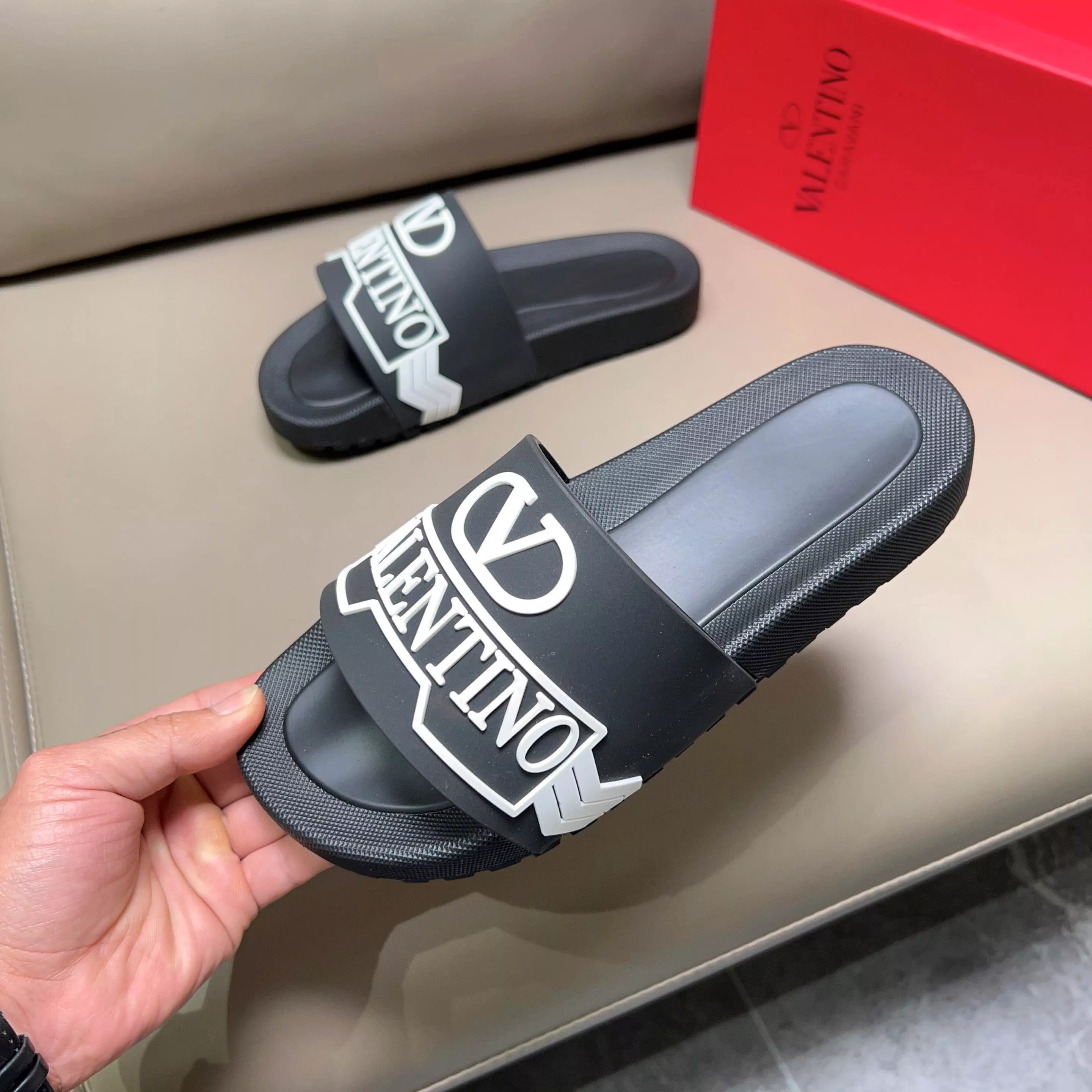 Valentino Slippers For Men UrbanStyle 4125