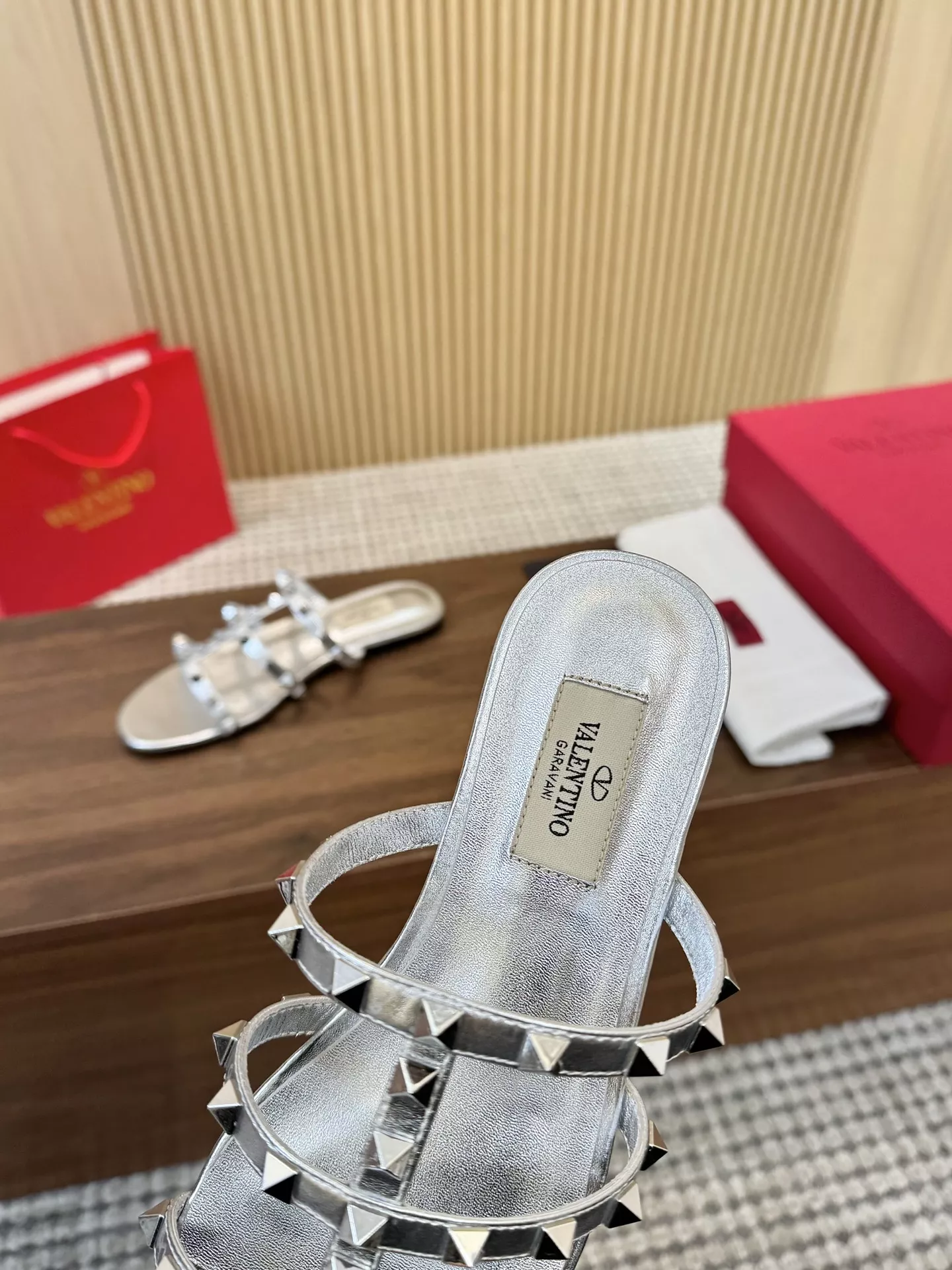 Valentino Slippers For Women BestValue 3187