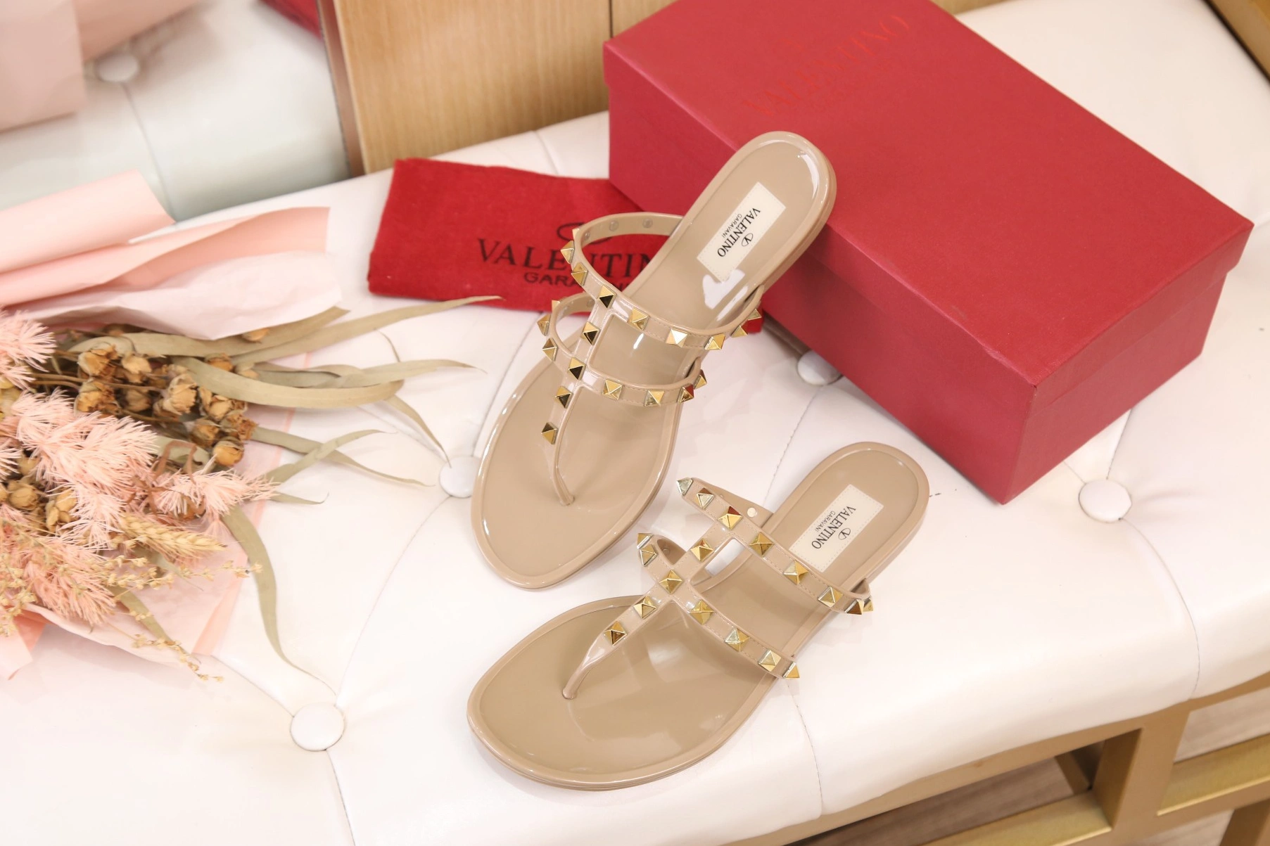 Valentino Slippers For Women Bright 2989