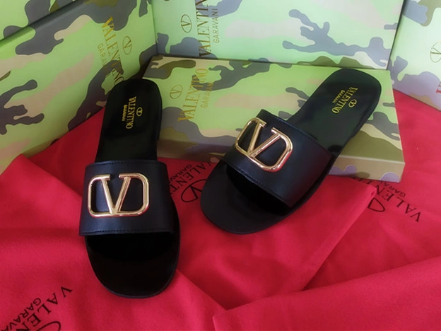 Valentino Slippers For Women Bright 3171