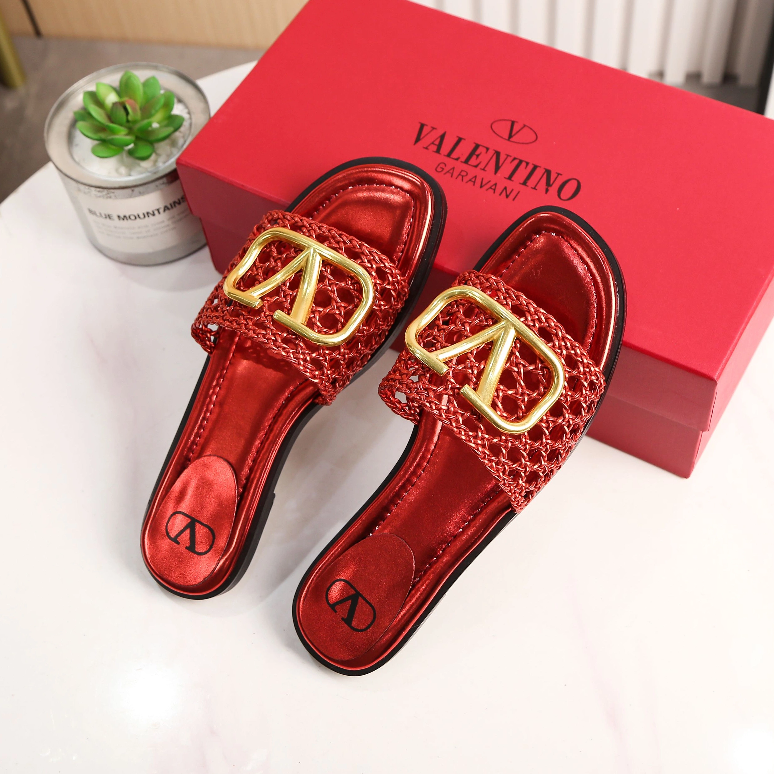 Valentino Slippers For Women Cozy 9235