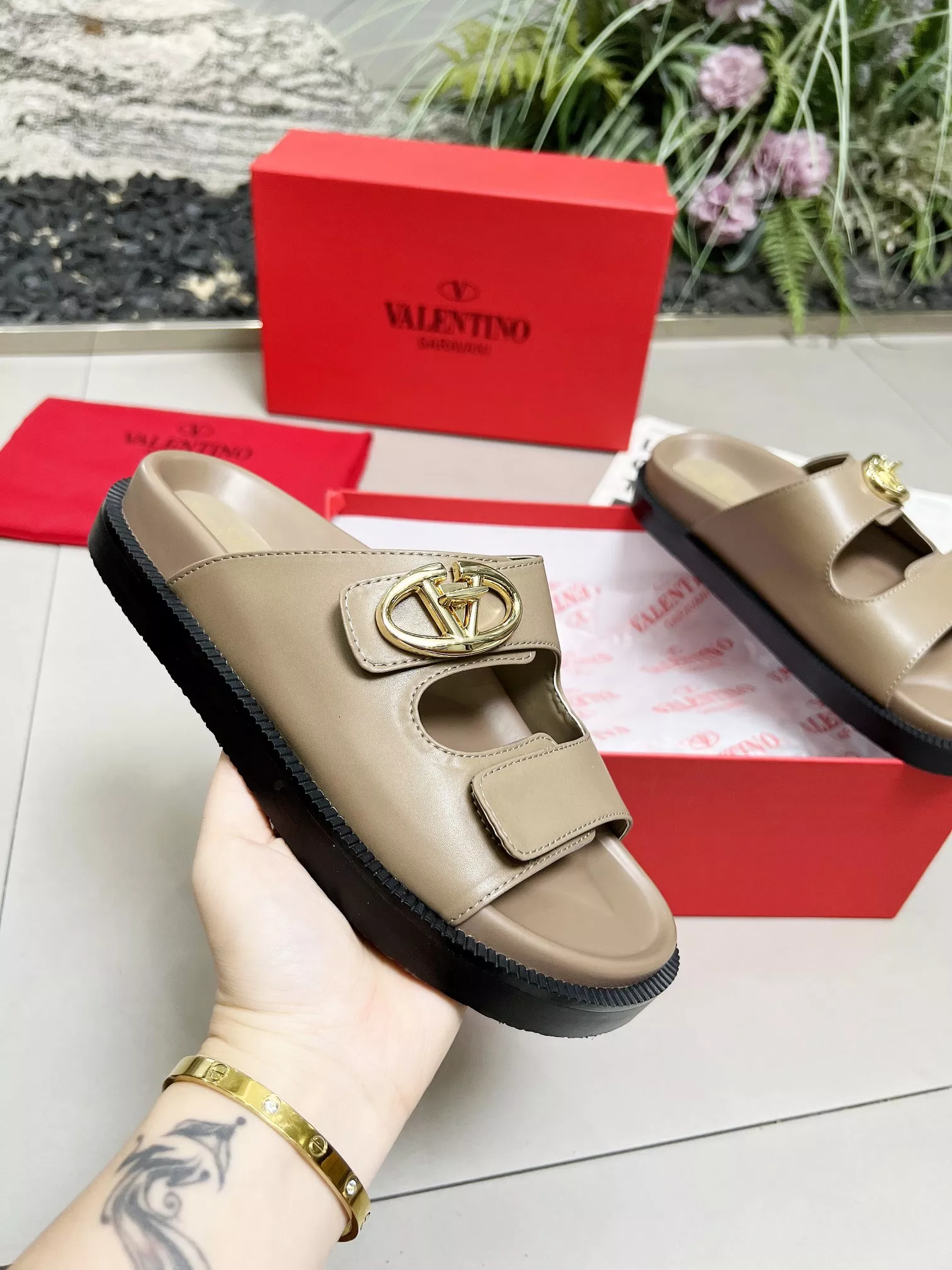 Valentino Slippers For Women Durable 2012