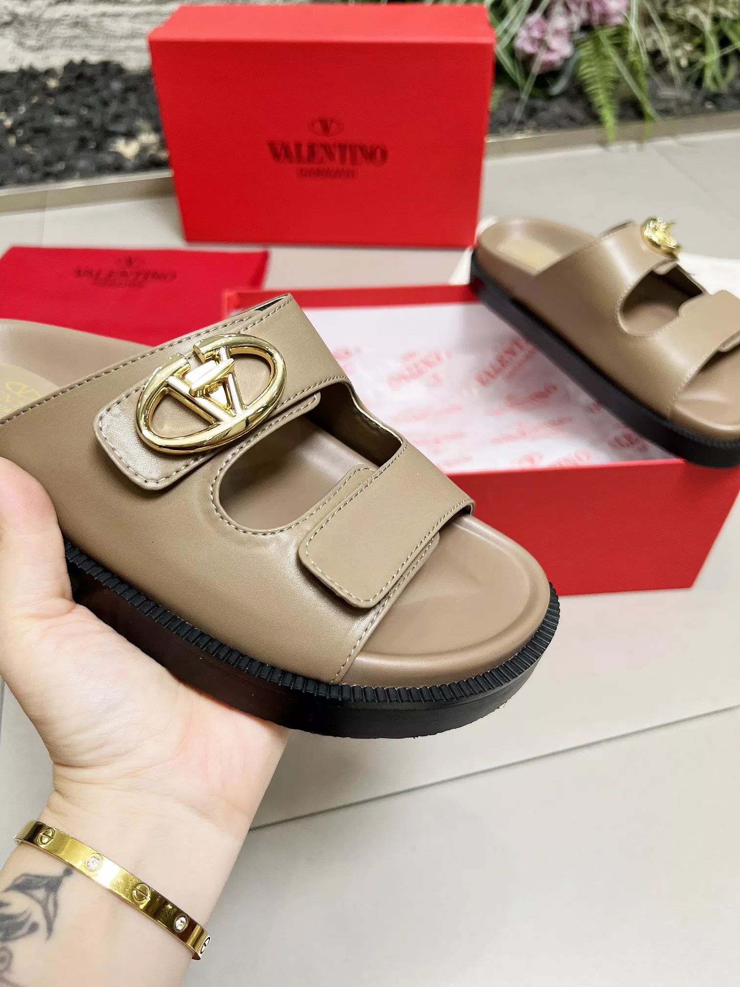 Valentino Slippers For Women Durable 2012