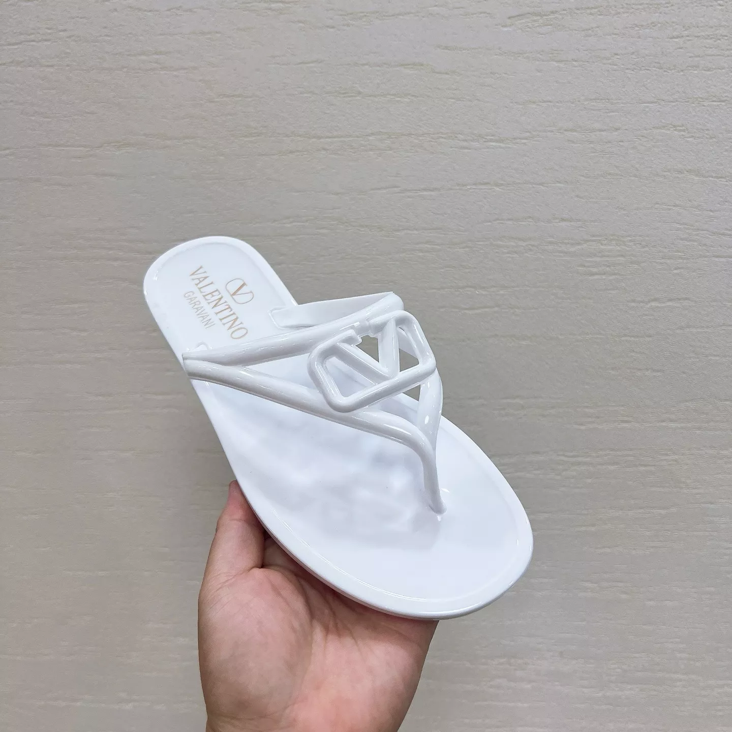 Valentino Slippers For Women Fashionable 6552