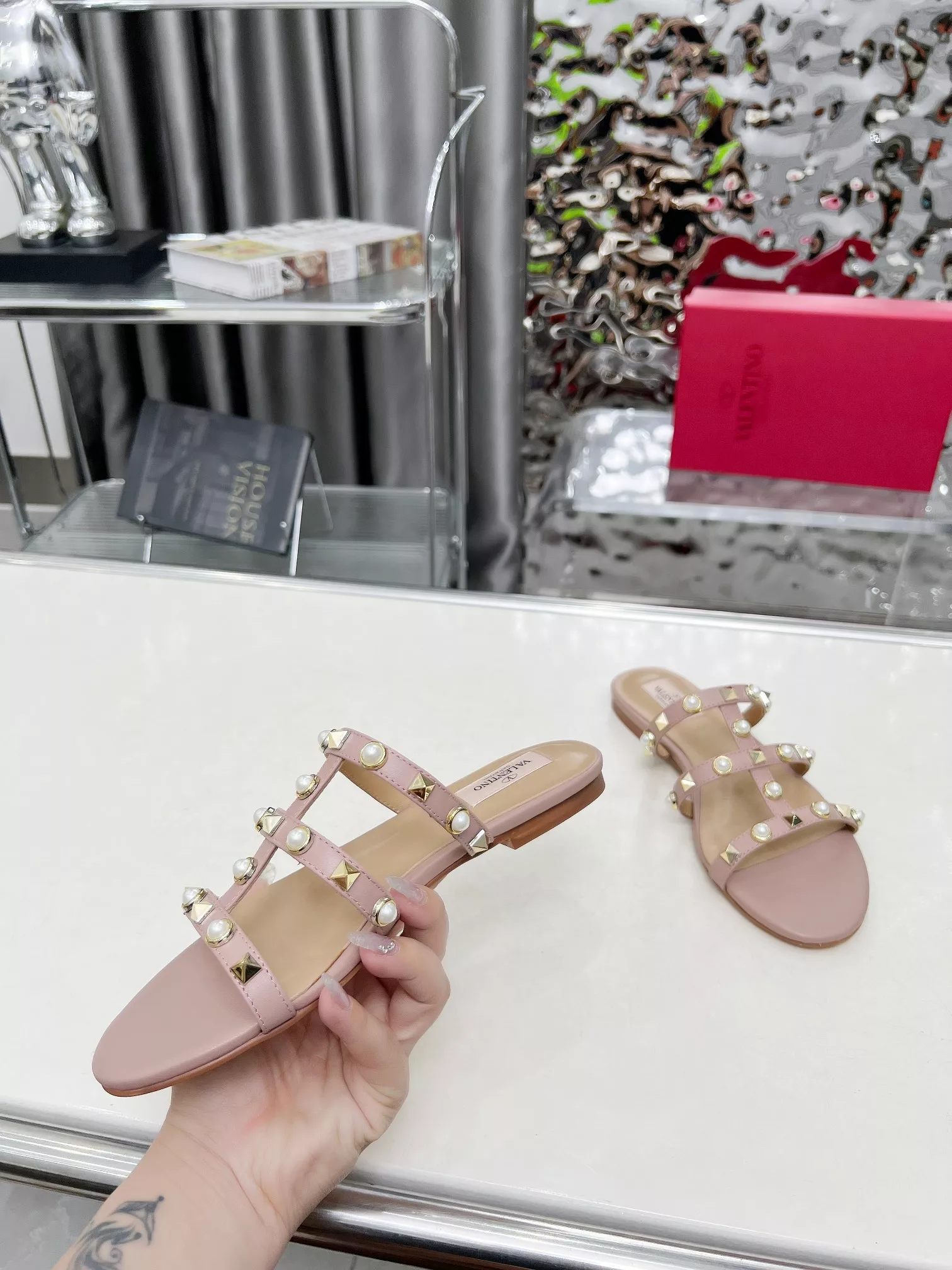 Valentino Slippers For Women Fashionable 9266