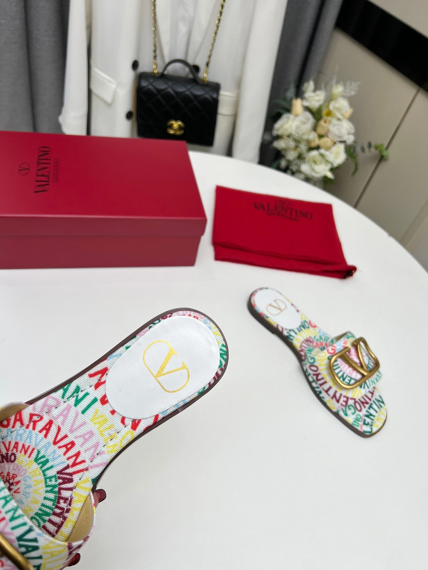 Valentino Slippers For Women Flexible 1139