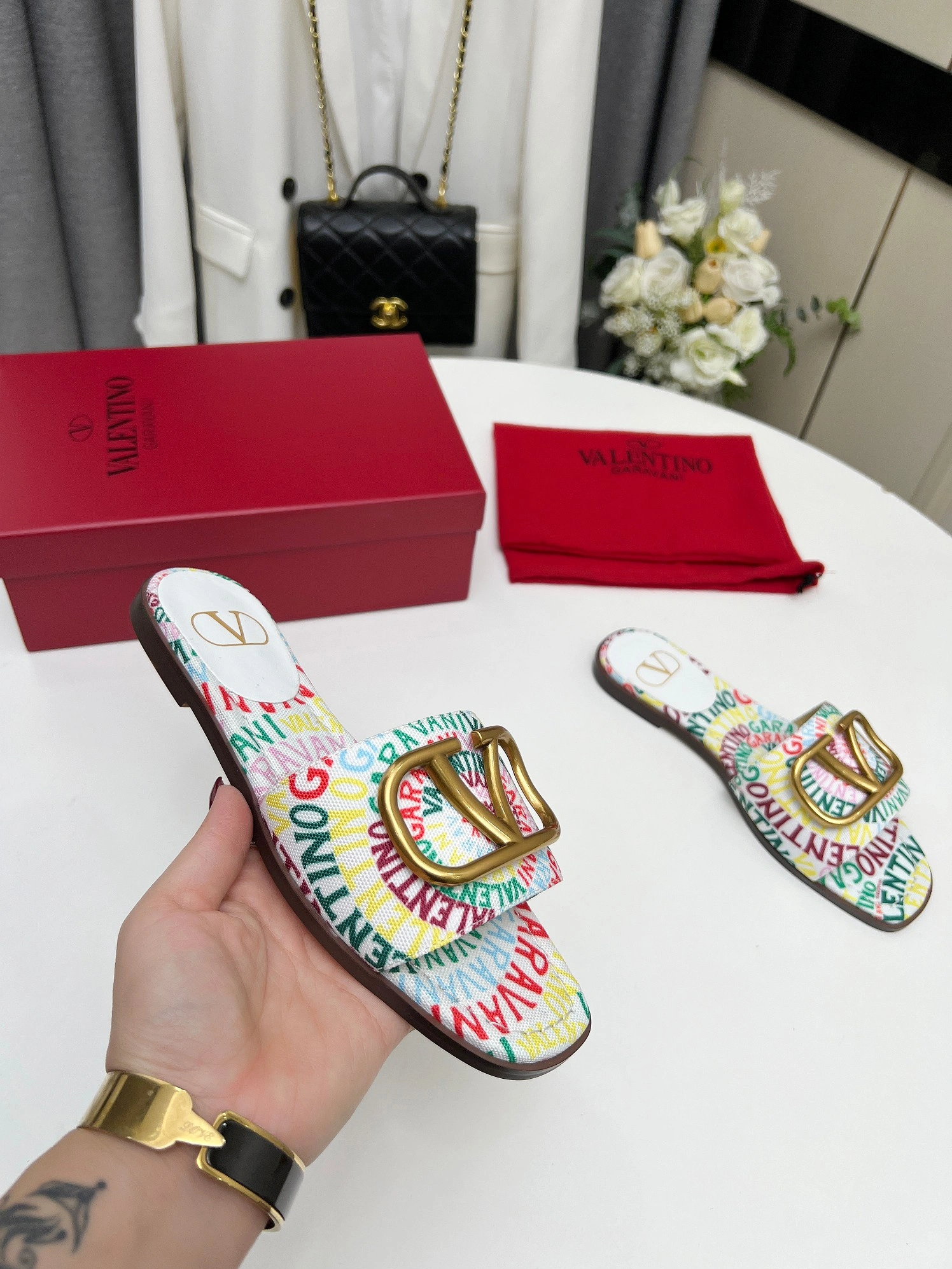 Valentino Slippers For Women Flexible 1139