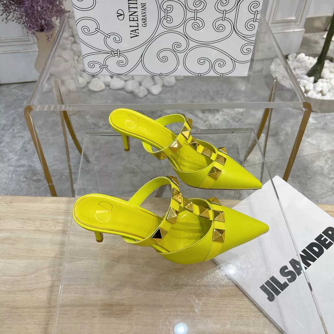 Valentino Slippers For Women NewStyle 8562
