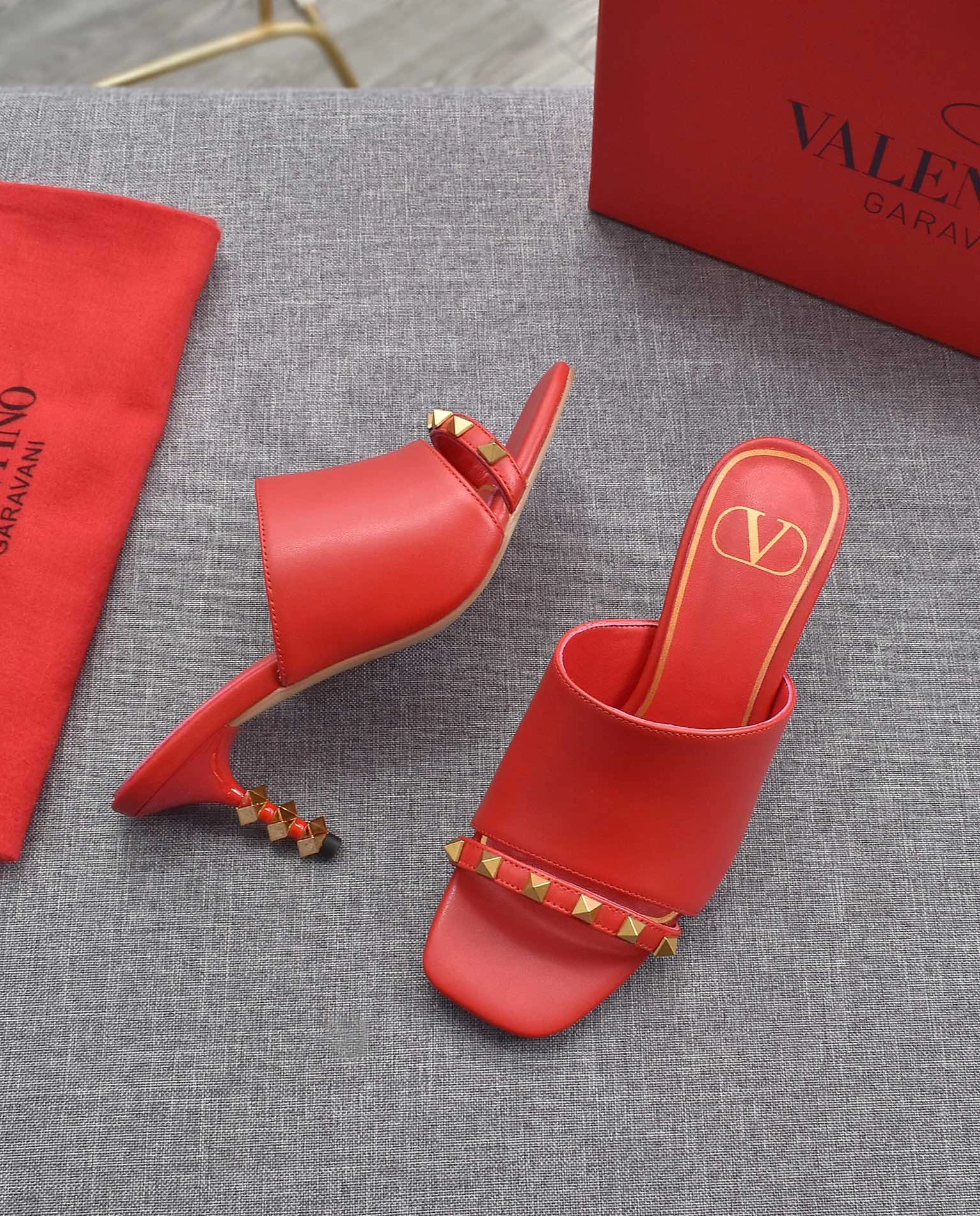 Valentino Slippers For Women Popular 663